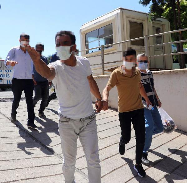 Gaziantepte DHA muhabirine saldıran 4 kişi serbest bırakıldı