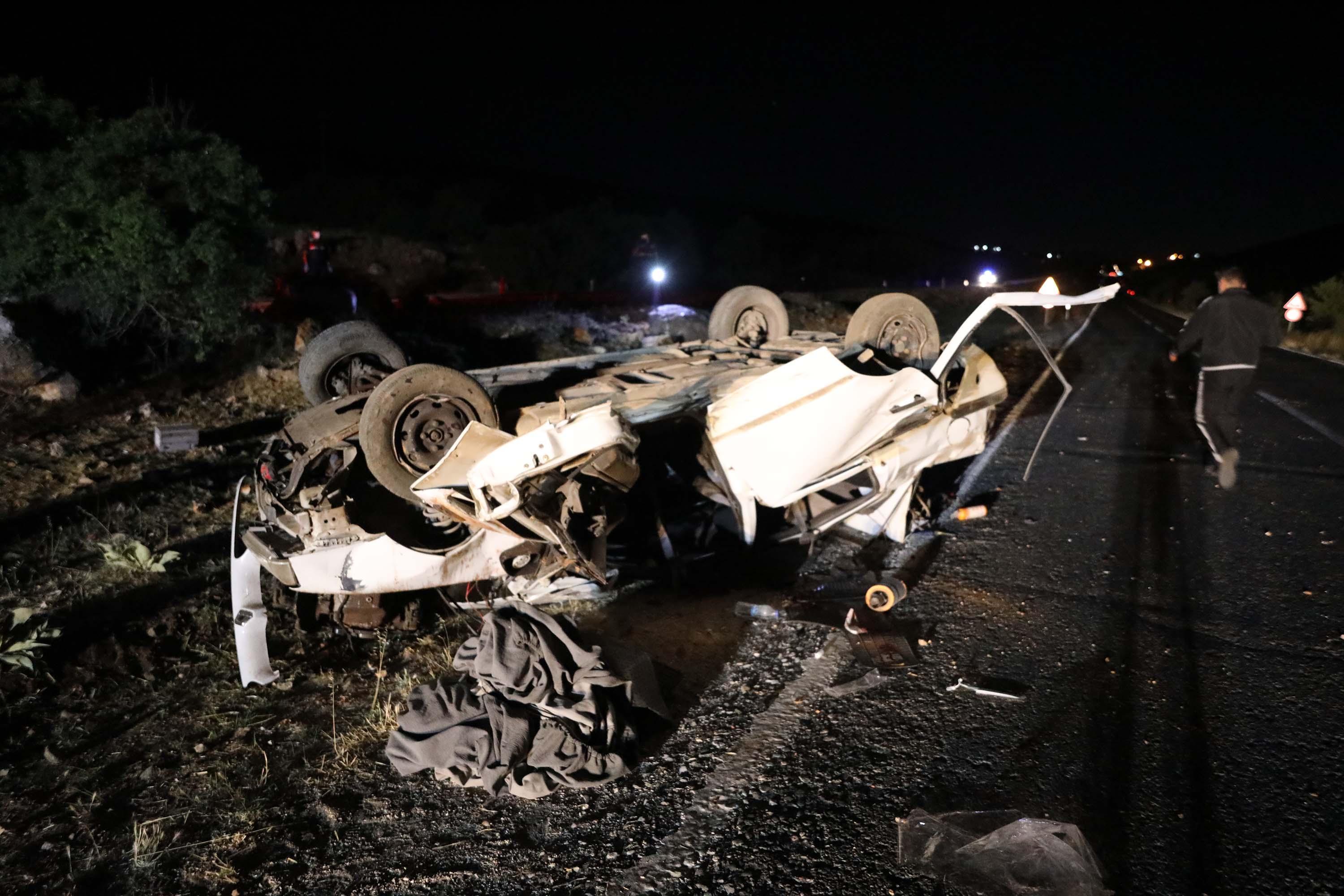Gaziantep’te taziye dönüşü kaza: 3 ölü, 2 yaralı