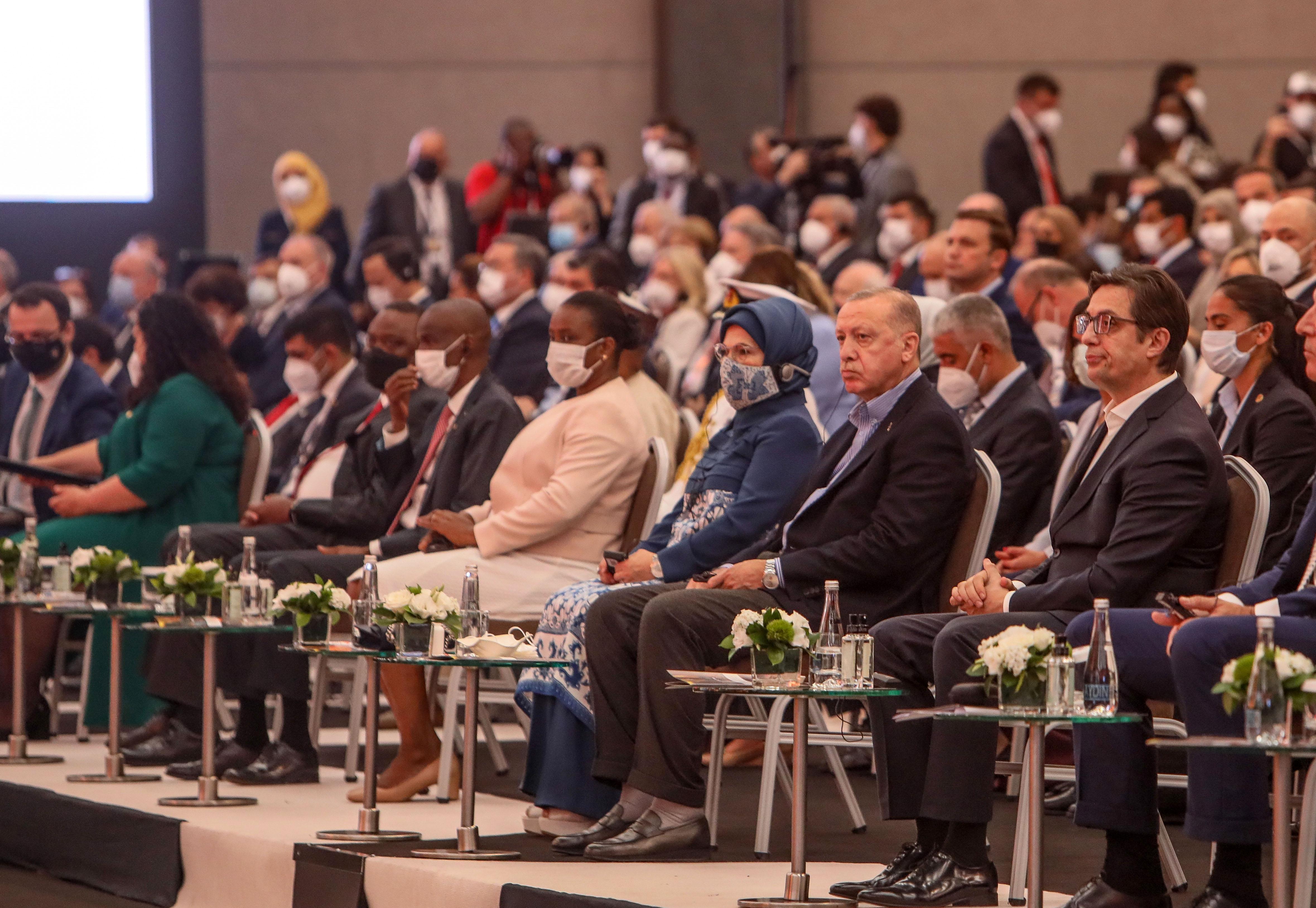 Antalya Diplomasi Forumu, pandemide katılımlı en büyük etkinlik oldu