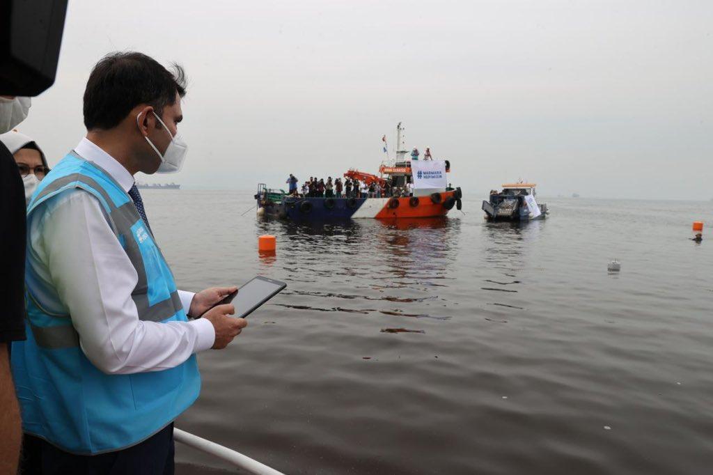 Bakan Kurum: Marmara Denizinde 5 bin 300 metreküp müsilaj temizledik