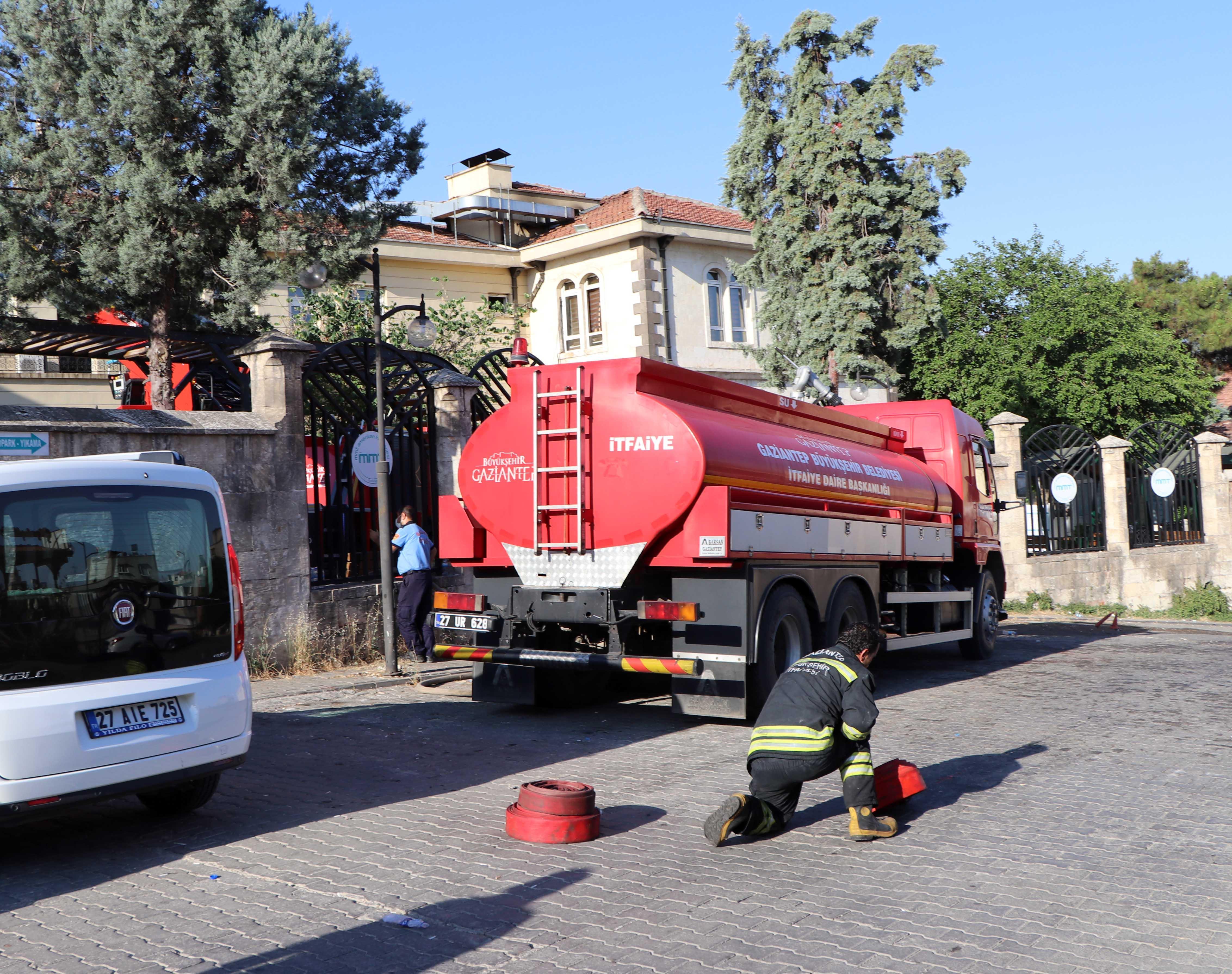 Gaziantepte özel hastanede yangın; 46 hasta tahliye edildi