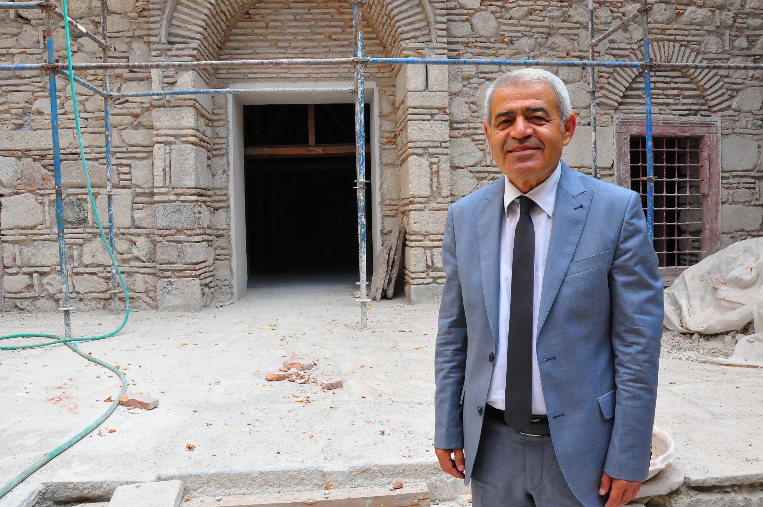 665 yıllık Manisa Ulu Camii, 3 yılın ardından ibadete hazırlanıyor