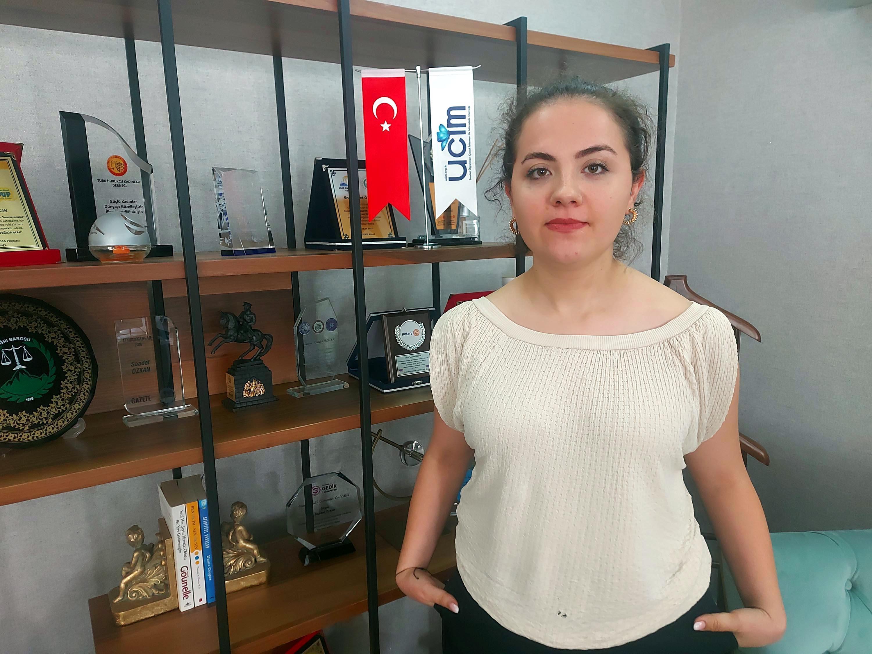 İkiz kız çocuğuna cinsel saldırı davasında sanıkların serbest bırakılmasına tepki