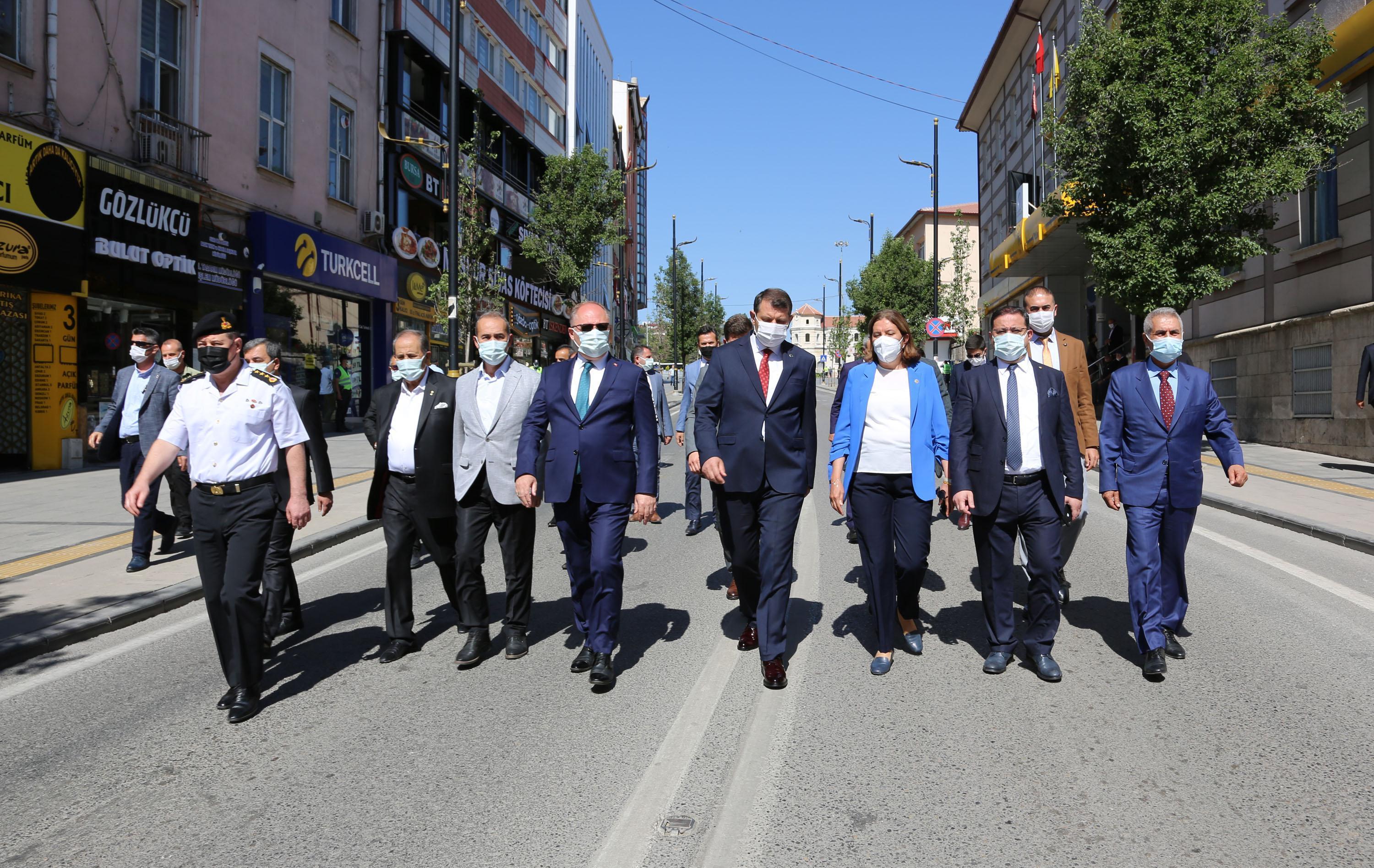 Sivas Olaylarının 28inci yılında, hayatını kaybedenler anıldı