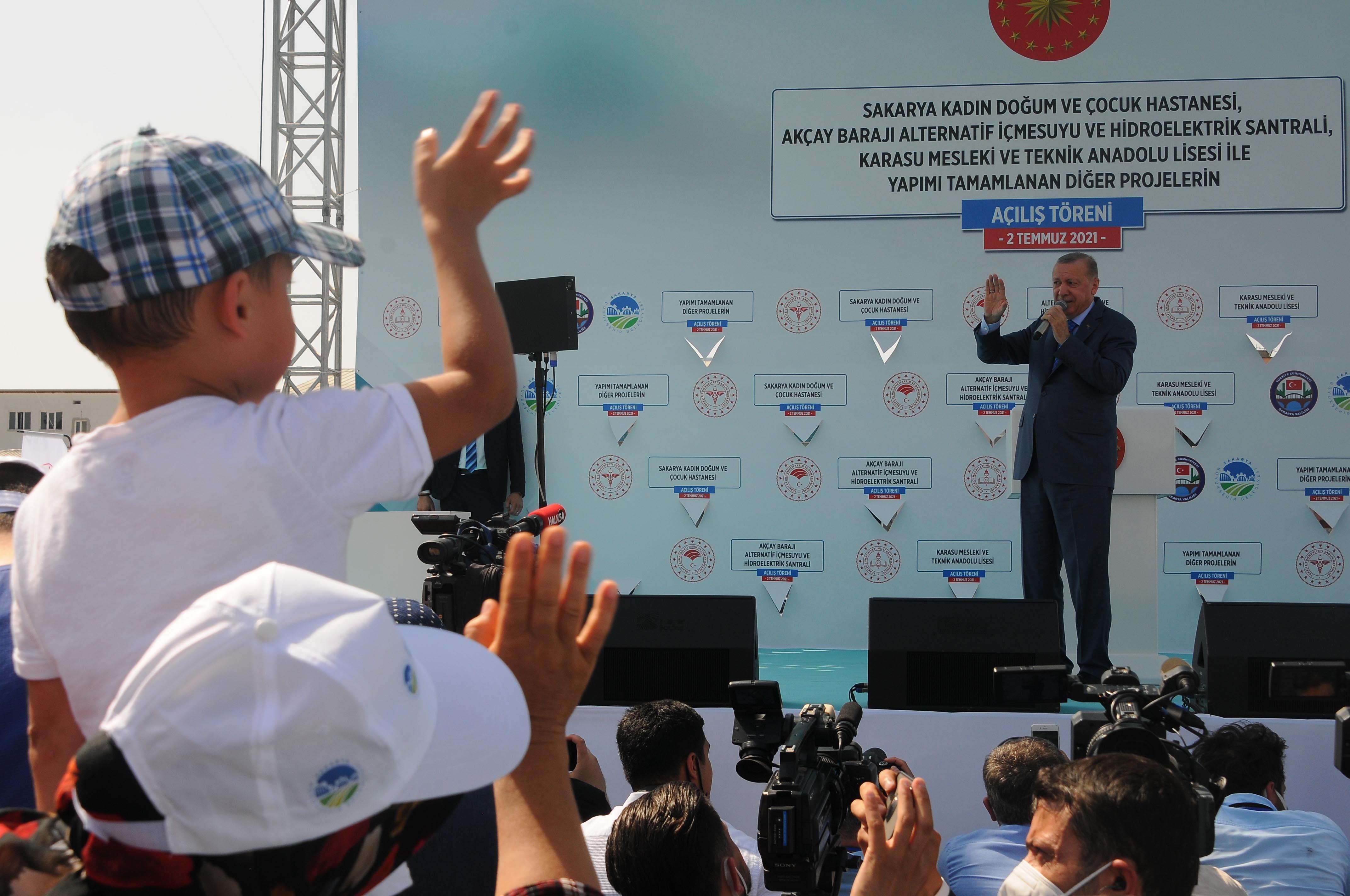 Erdoğan: Kim bu fabrikanın yabancılara satıldığını iddia ediyorsa bilin ki yalan