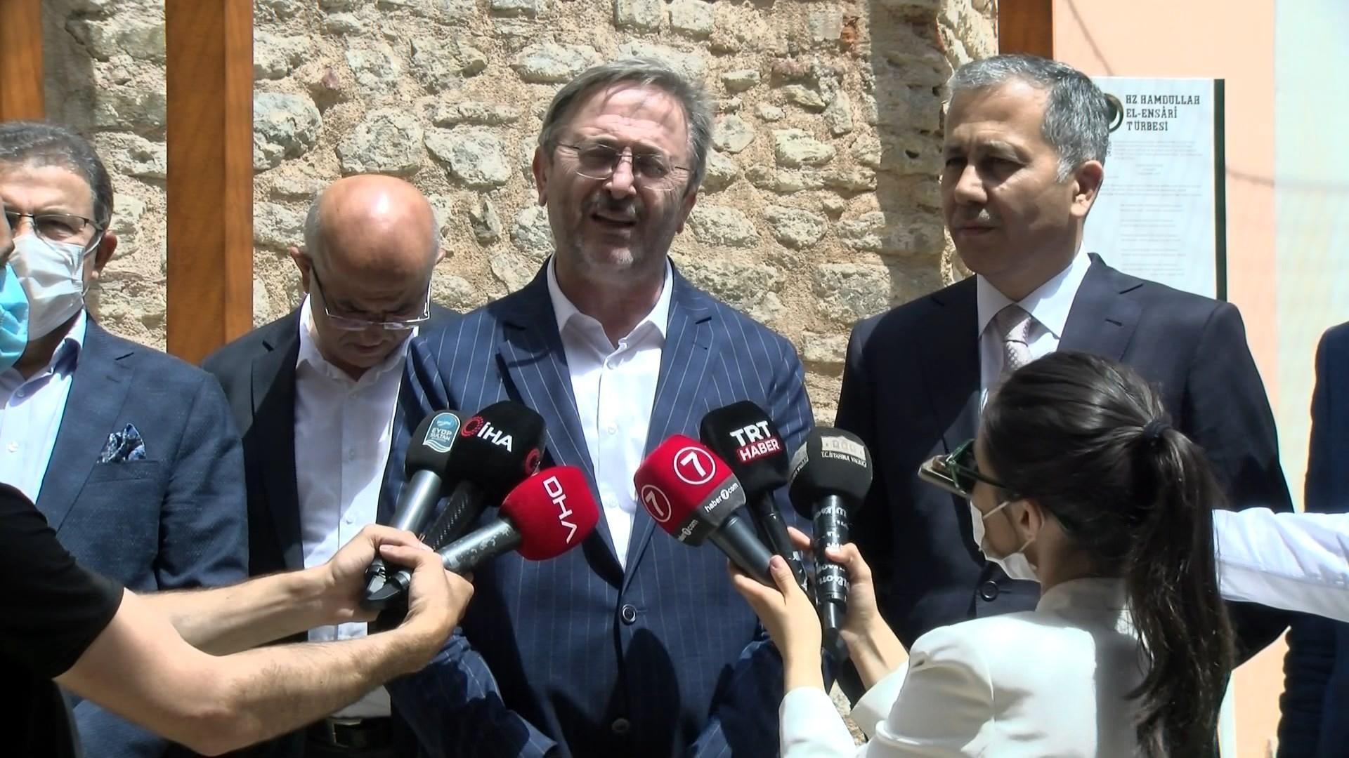 Ebu Şeybe El-Hudrinin türbesi restorasyonun ardından ziyarete açıldı