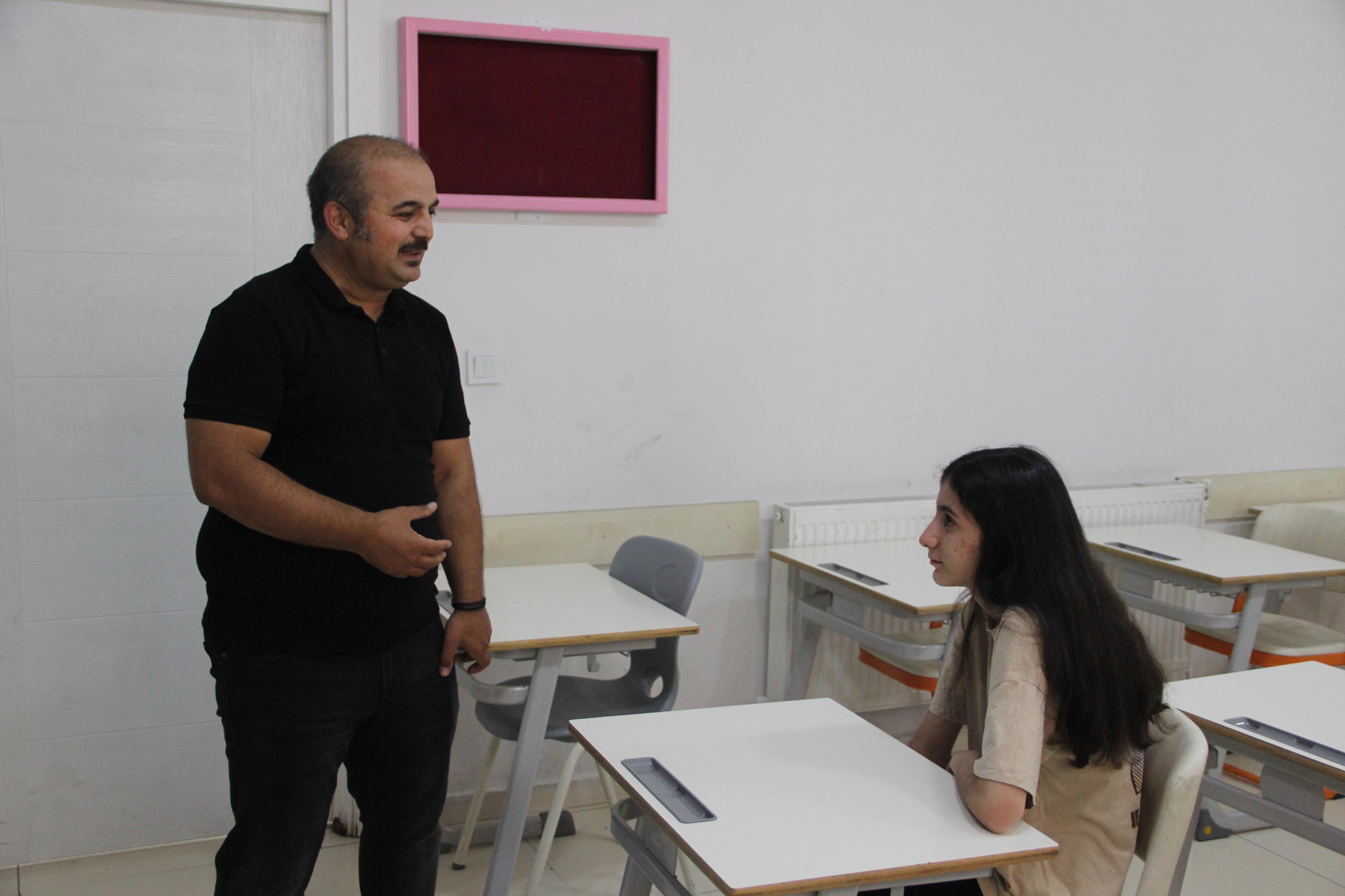 LGS birincisi Tuba: Pandemide evde kalmak bana katkı sağladı