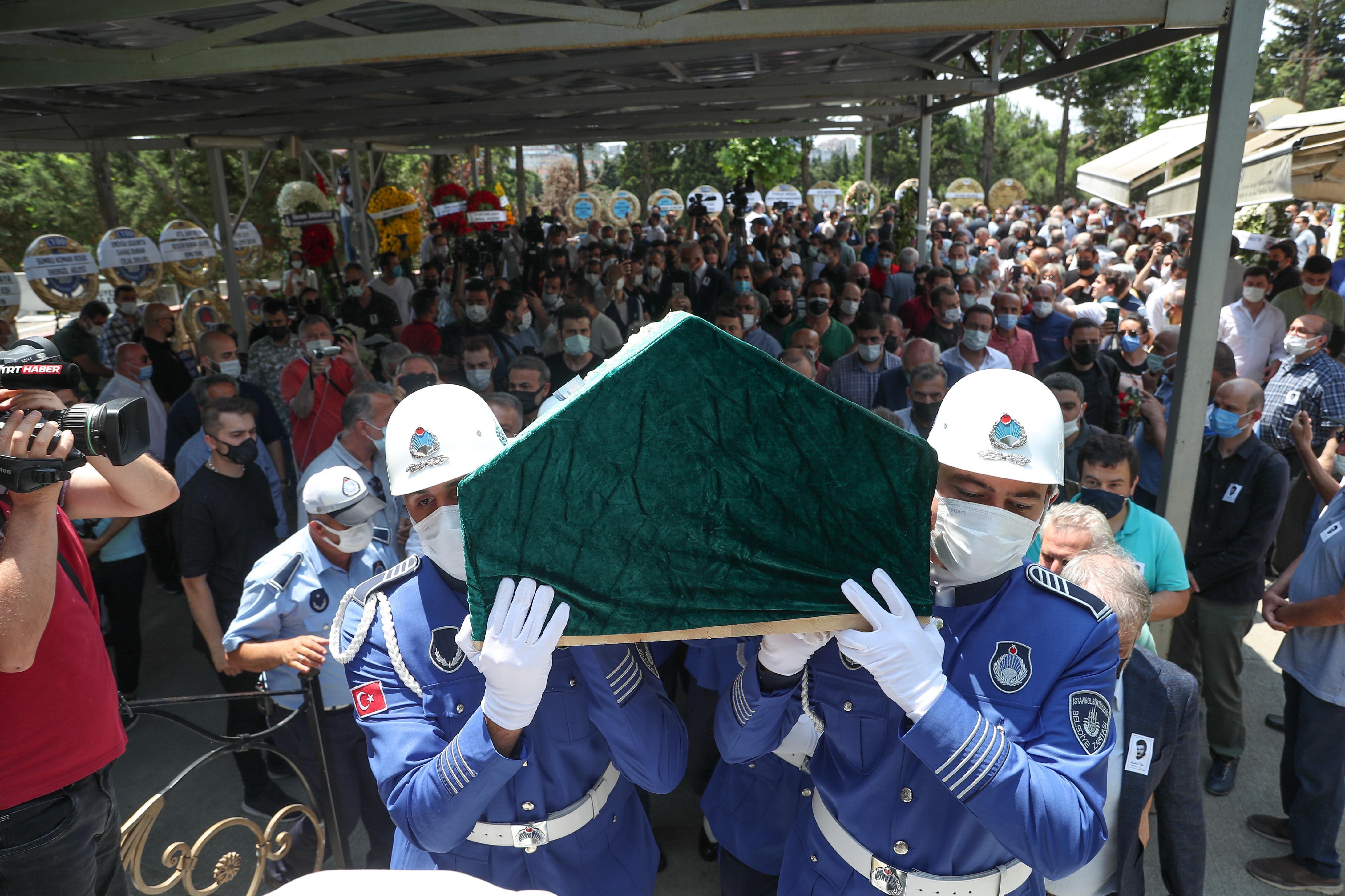Kartal Tibet son yolculuğuna uğurlandı
