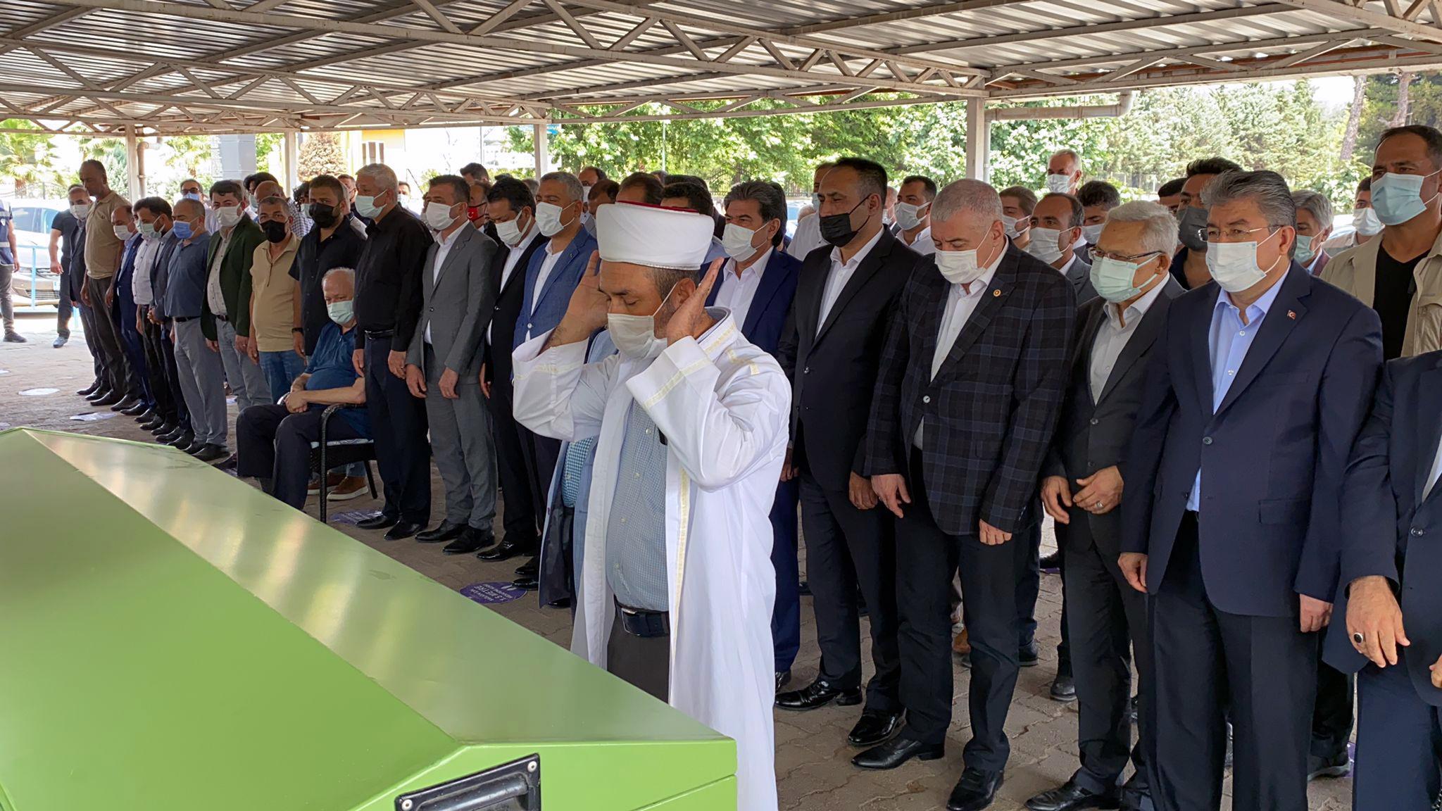 Devlet Bahçelinin yeğeni toprağa verildi