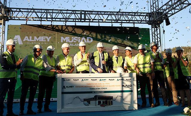 Çavuşoğlu: Daha önce muzu ithal ederken bugün muz, mango, avokado ihraç eder hale geldik