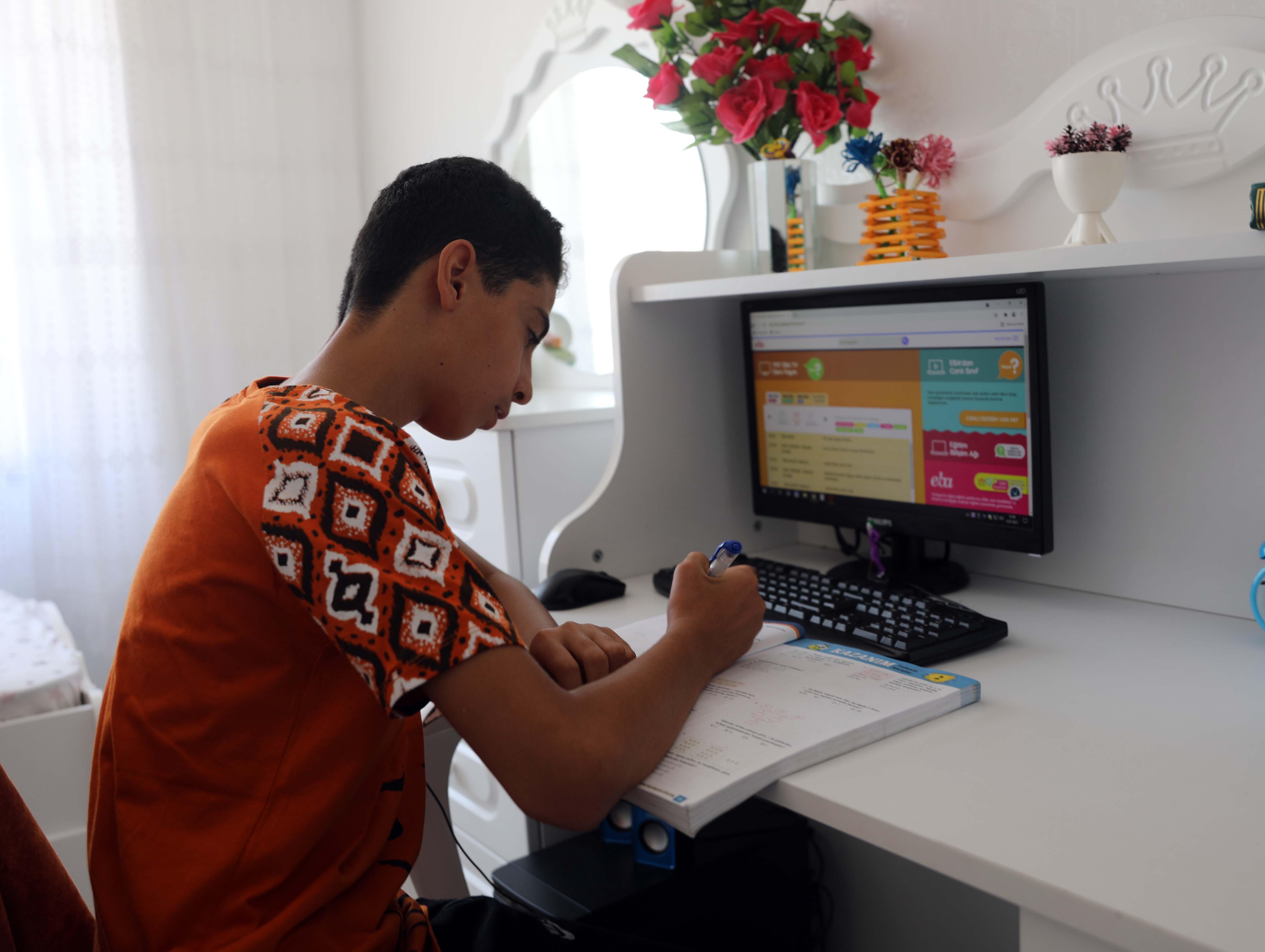 350 yetim ve öksüz çocuğun özel oda hayali gerçekleştirildi