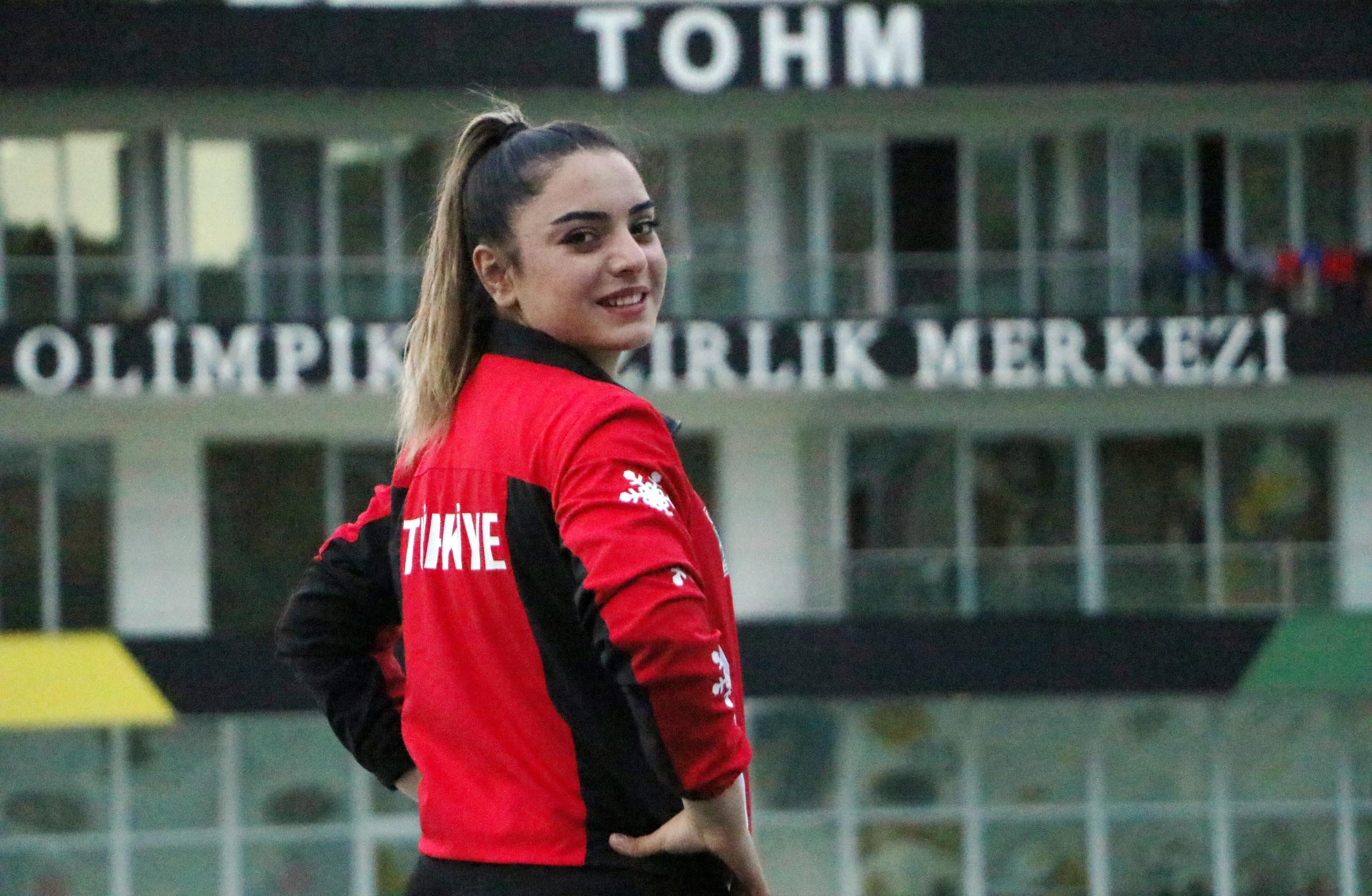 Dağların kahraman kızı Sıla, Slovenyanın gurur gecesine şeref konuğu oldu