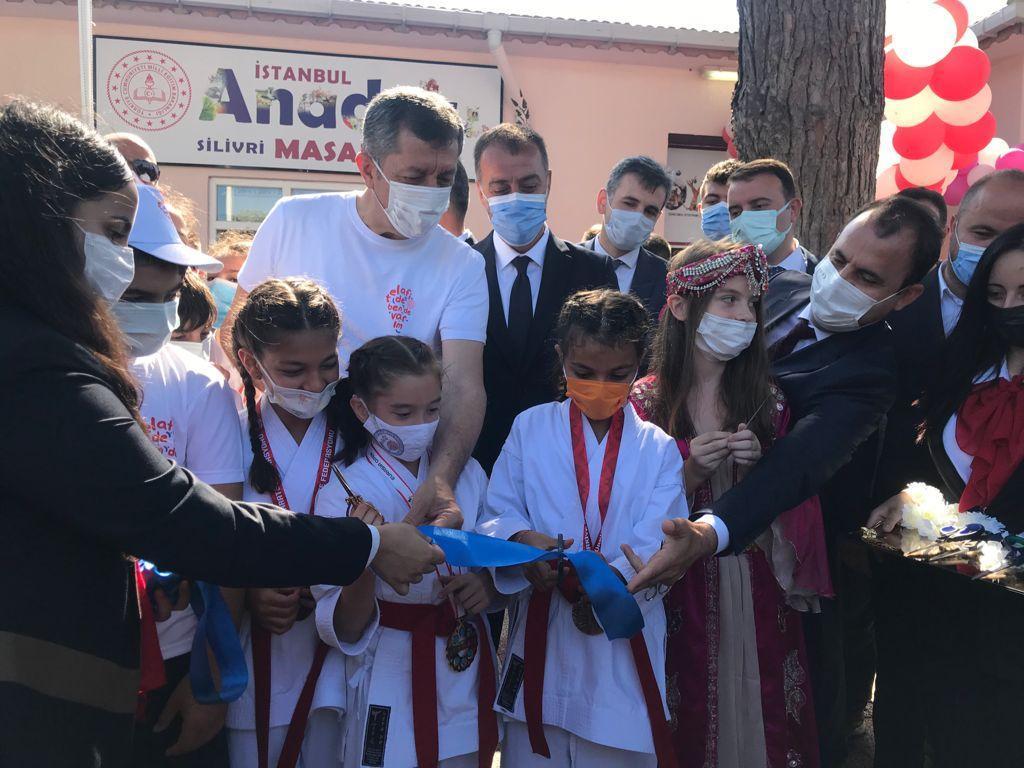 Bakan Selçuk Anadolu Masalları Silivri Masal Evinin açılışını yaptı