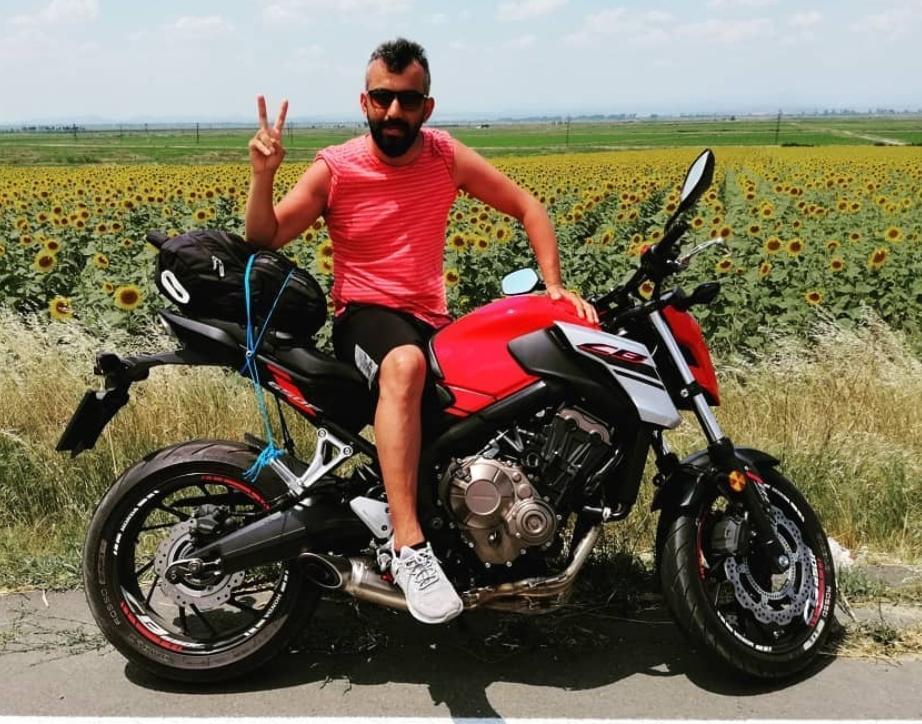 İki arkadaş, virajda motosikletleriyle kaza yaptı: 1 ölü, 1 yaralı