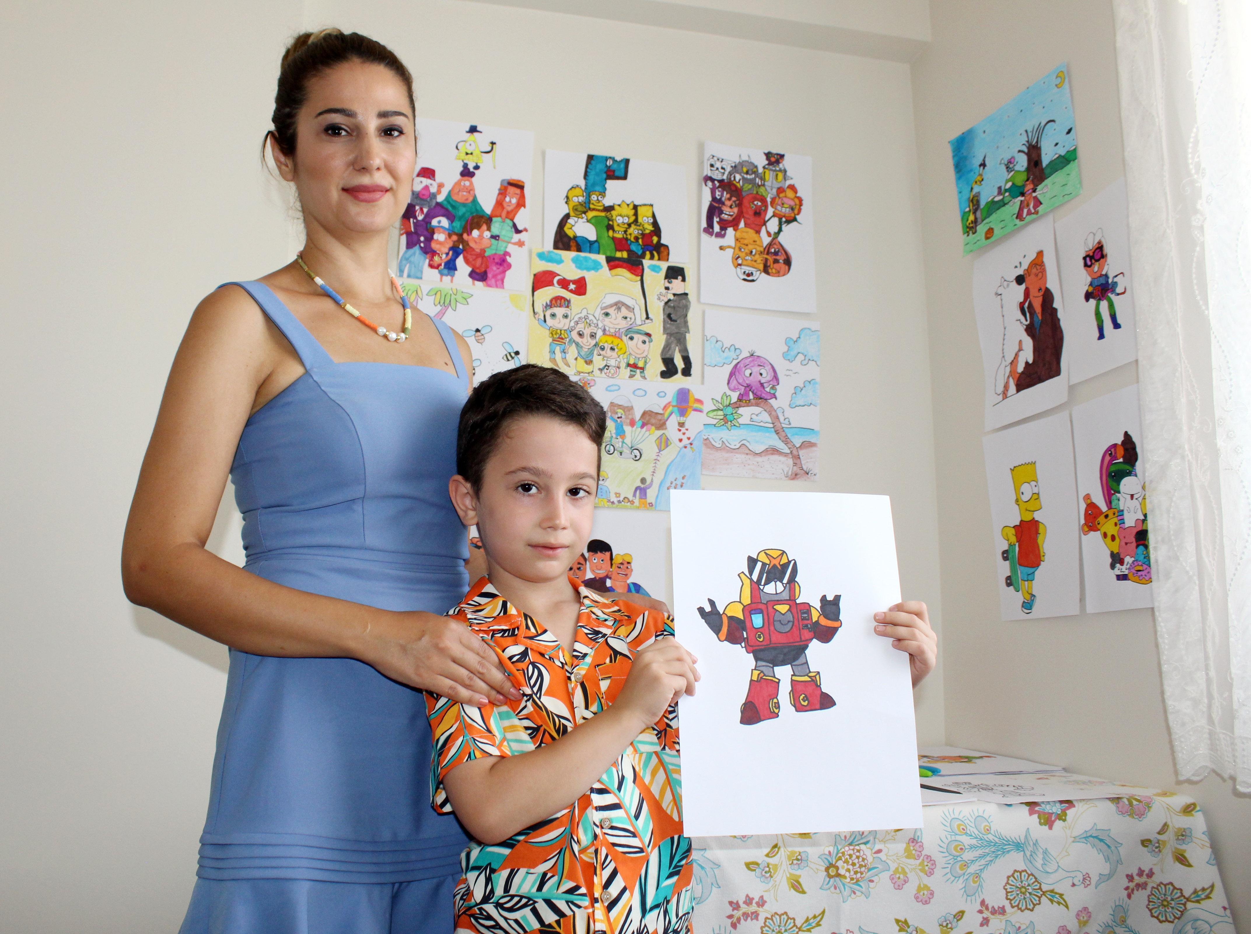 3 yaşında karikatür çizmeye başlayan Tuna, yurt dışından eğitim teklifi aldı