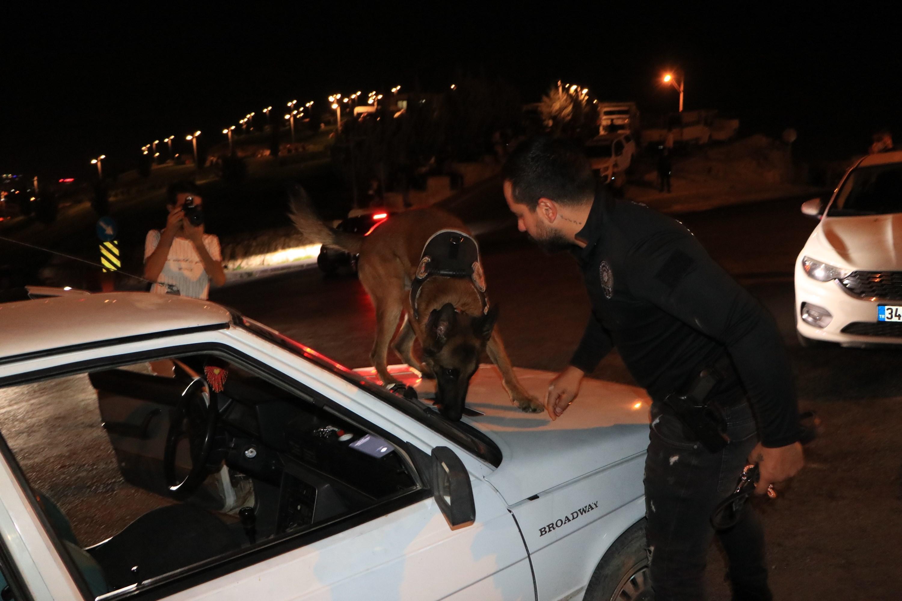 Şanlıurfada 312 polisle asayiş uygulaması: 25 gözaltı
