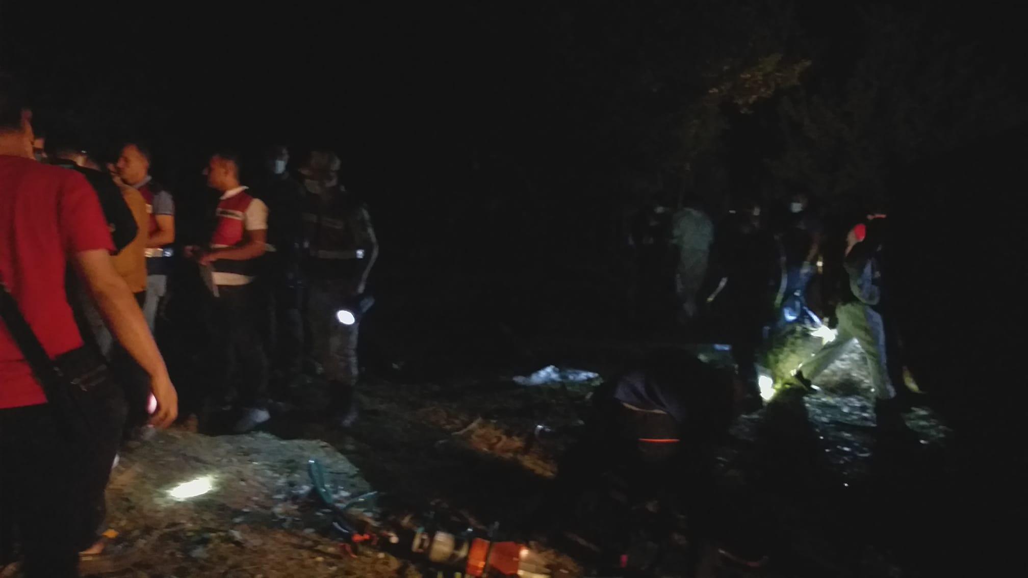 Vanda kaçak göçmenlerin taşındığı minibüs takla atıp, alev aldı: 11 ölü, 21 yaralı