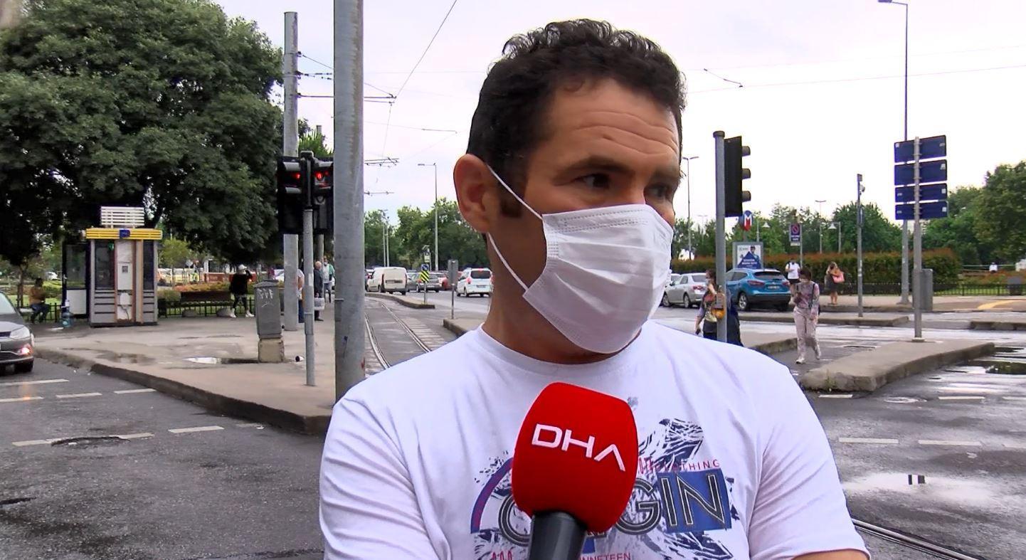 Kadıköy-Moda tramvay hattında 6 ayda 20 saatlik hatalı park engeli; köfte yemeye giden bile var