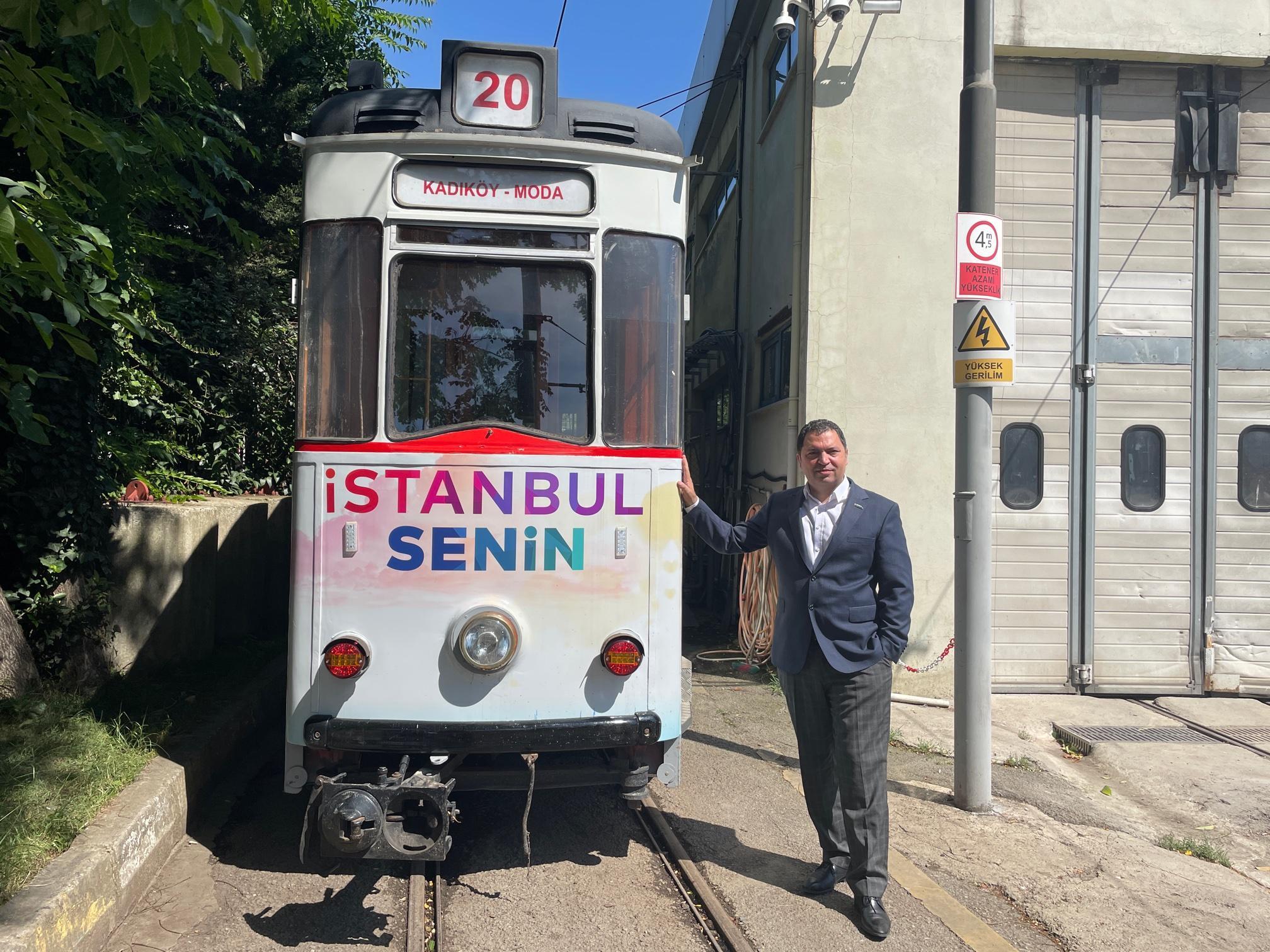 Kadıköy-Moda tramvay hattında 6 ayda 20 saatlik hatalı park engeli; köfte yemeye giden bile var