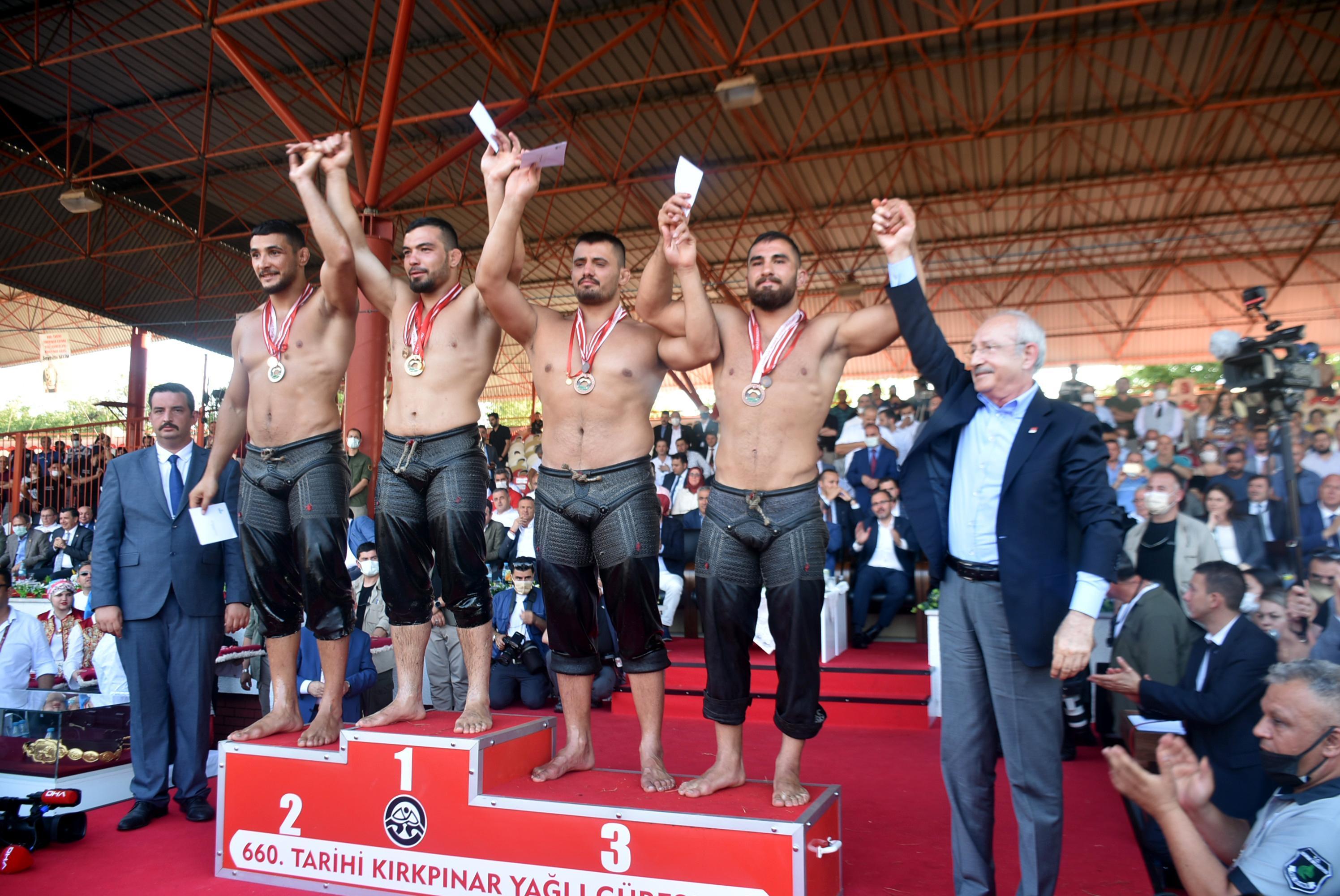 Kırkpınar Başpehlivanı Ali Gürbüz: Kemeri babamın mezarına asacağım