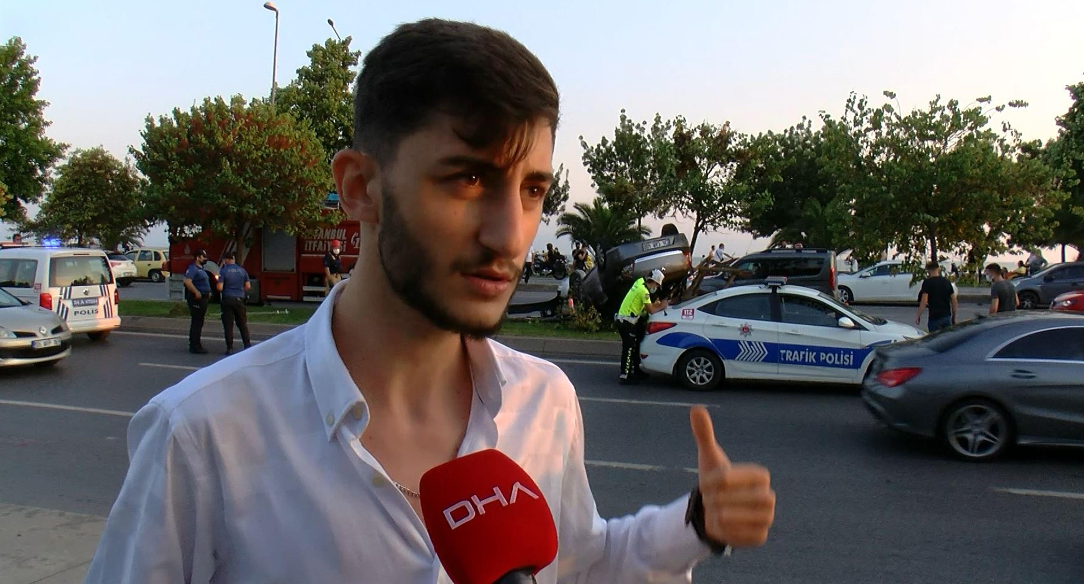 Pendik sahil yolunda kaza yapan otomobil devrildi