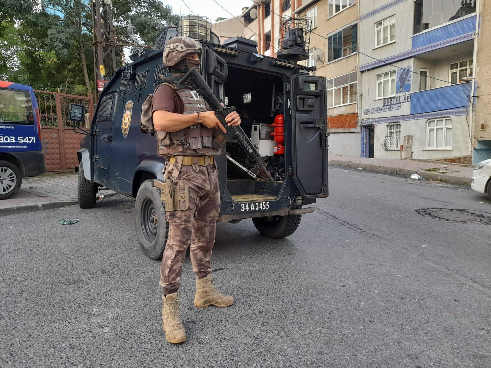 İstanbulda uyuşturucu operasyonu: Çok sayıda şüpheliye gözaltı