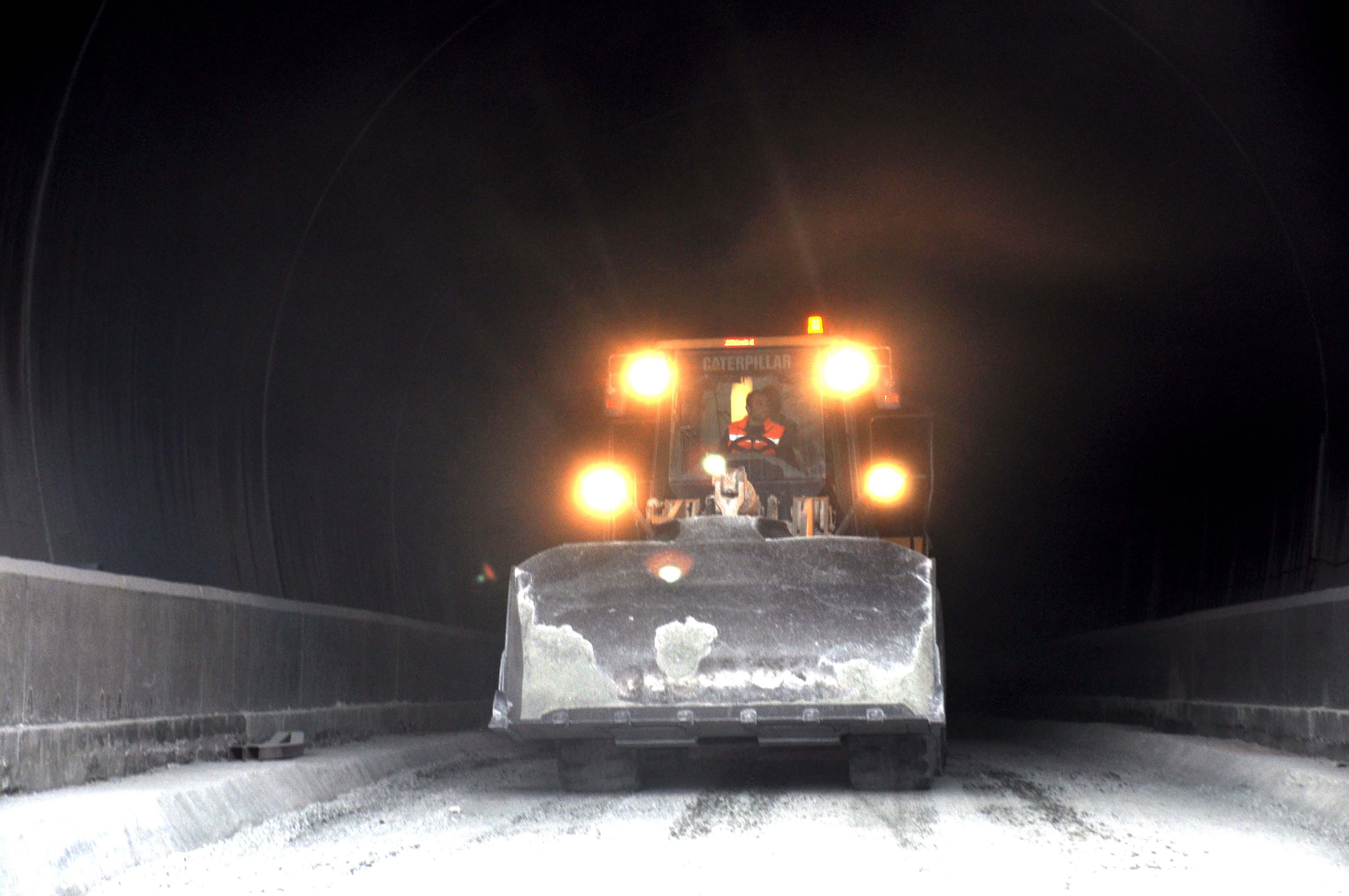 Avrupanın en uzunu olacak Zigana Tünelinin yüzde 89u tamamlandı