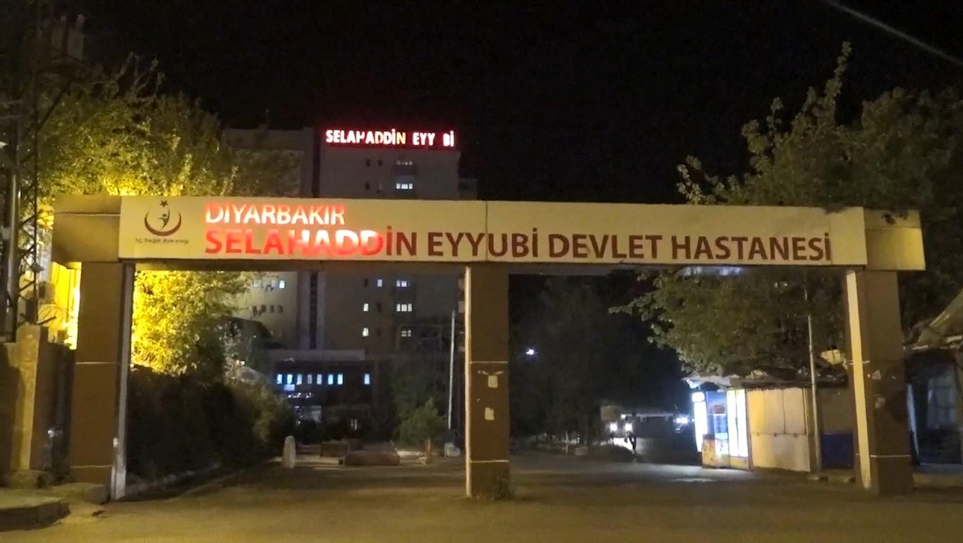 Duşta elektrik akımına kapılan anne ve kızı yaşamını yitirdi