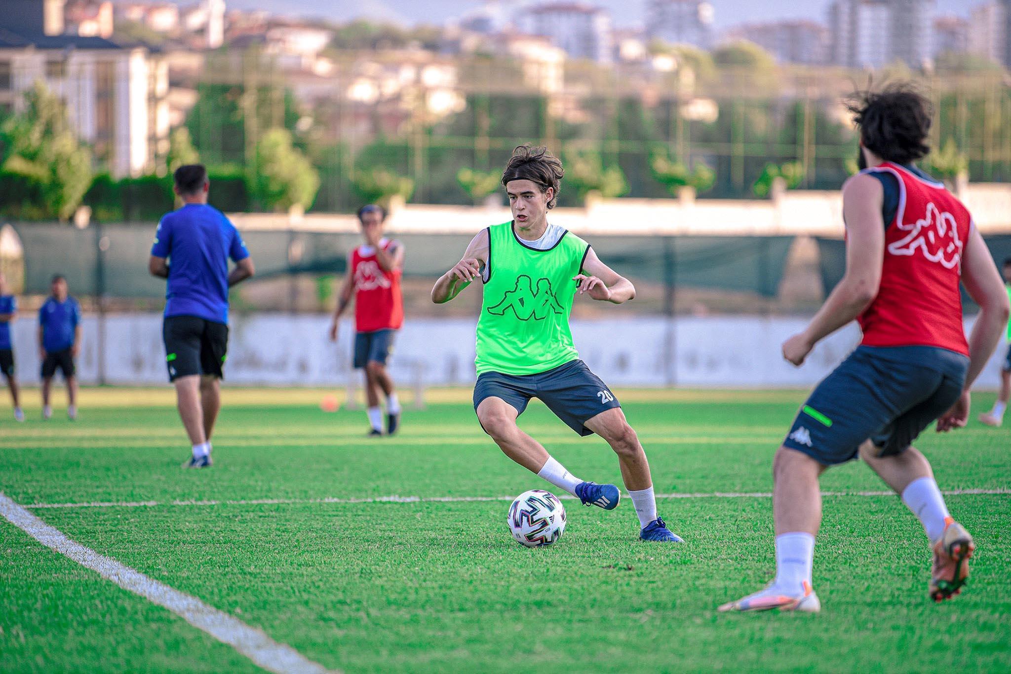 Denizlispor gençlere kaldı