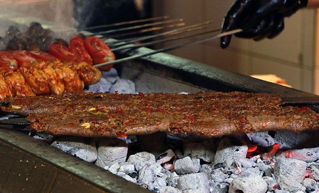 Yerli de yabancı da kebabı tercih ediyor; 6 ayda yüzde 9 artış