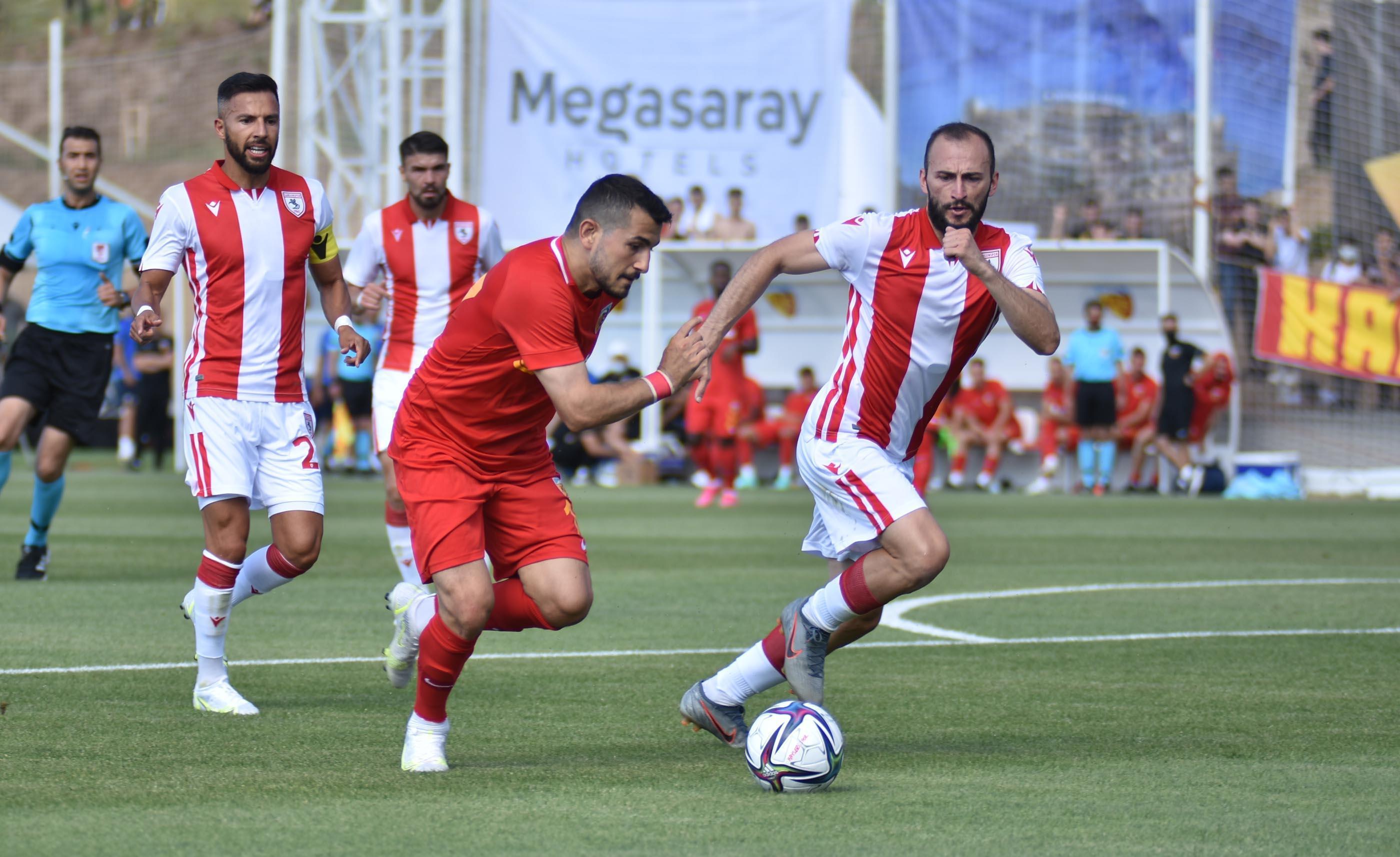 Erciyes Yüksek İrtifa Kamp Merkezindeki ilk maçta Samsunspor, Kayserisporu yendi
