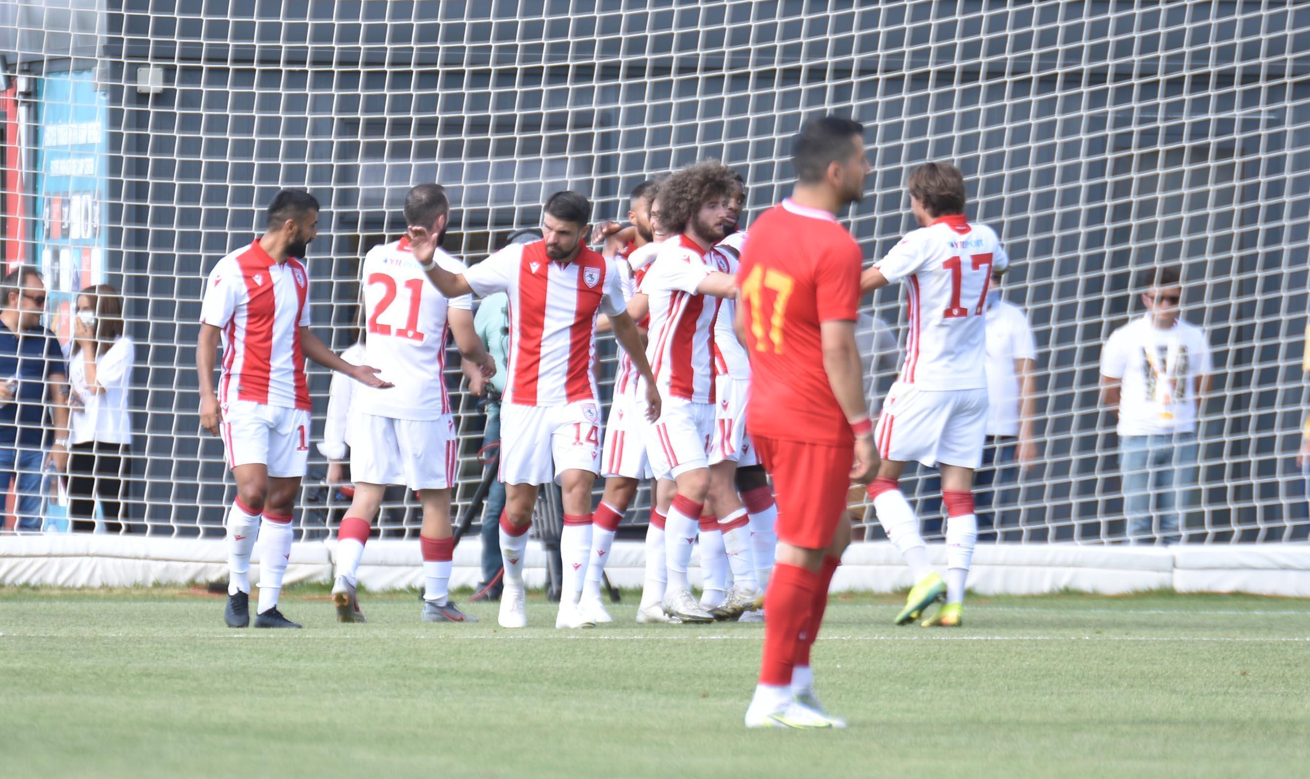 Erciyes Yüksek İrtifa Kamp Merkezindeki ilk maçta Samsunspor, Kayserisporu yendi