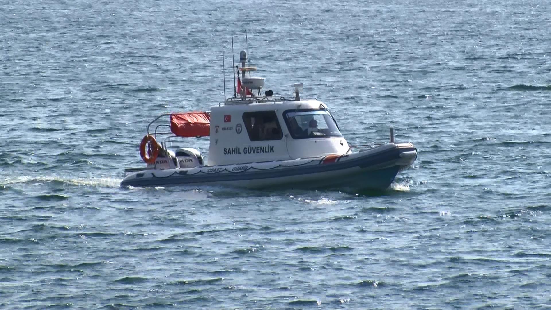 Samatya açıklarında kaybolan kişiyi arama çalışmaları devam ediyor