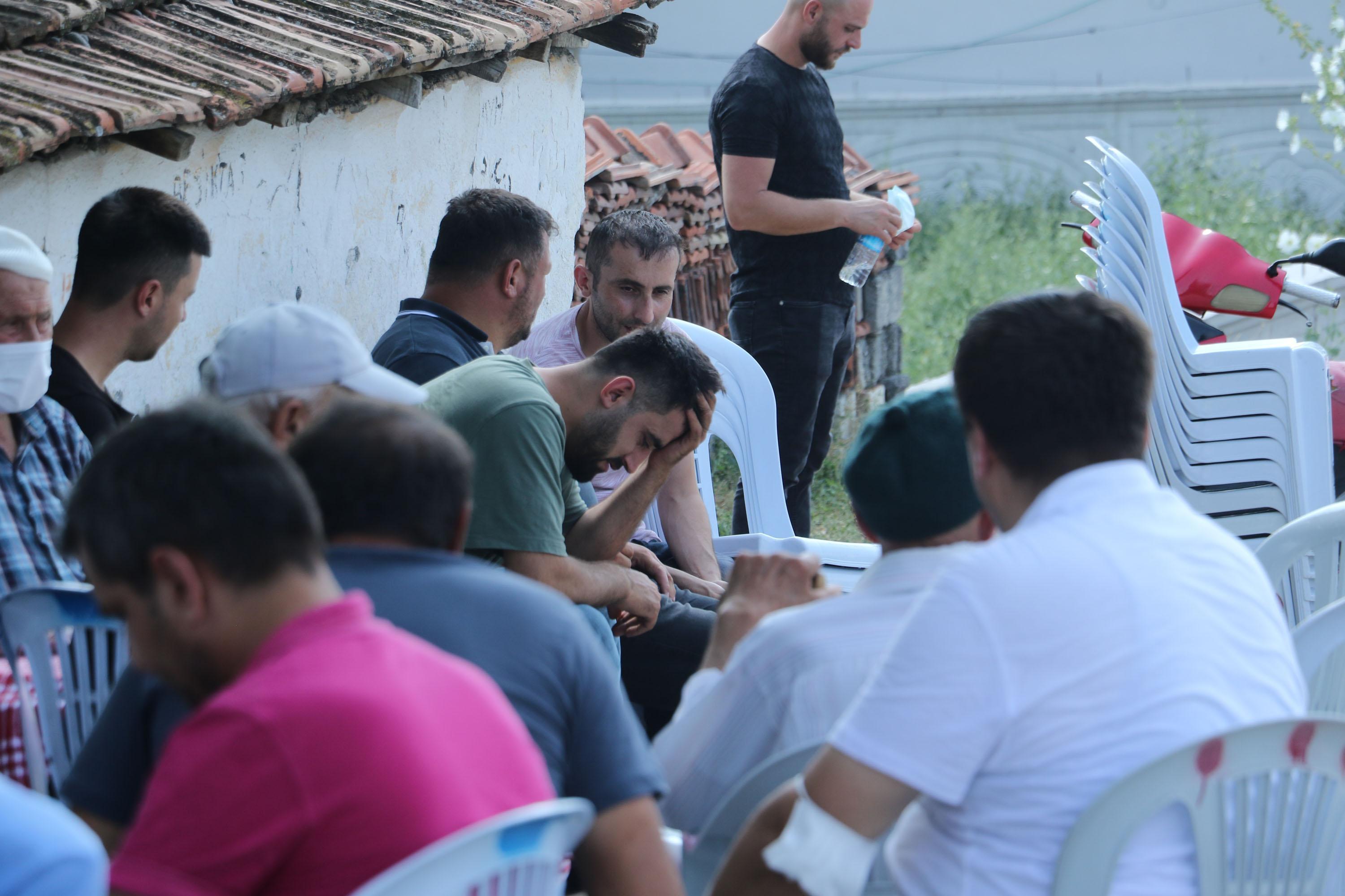 Aynı aileden 5 kişinin boğulduğu baraj gölüne inen yol kapatıldı