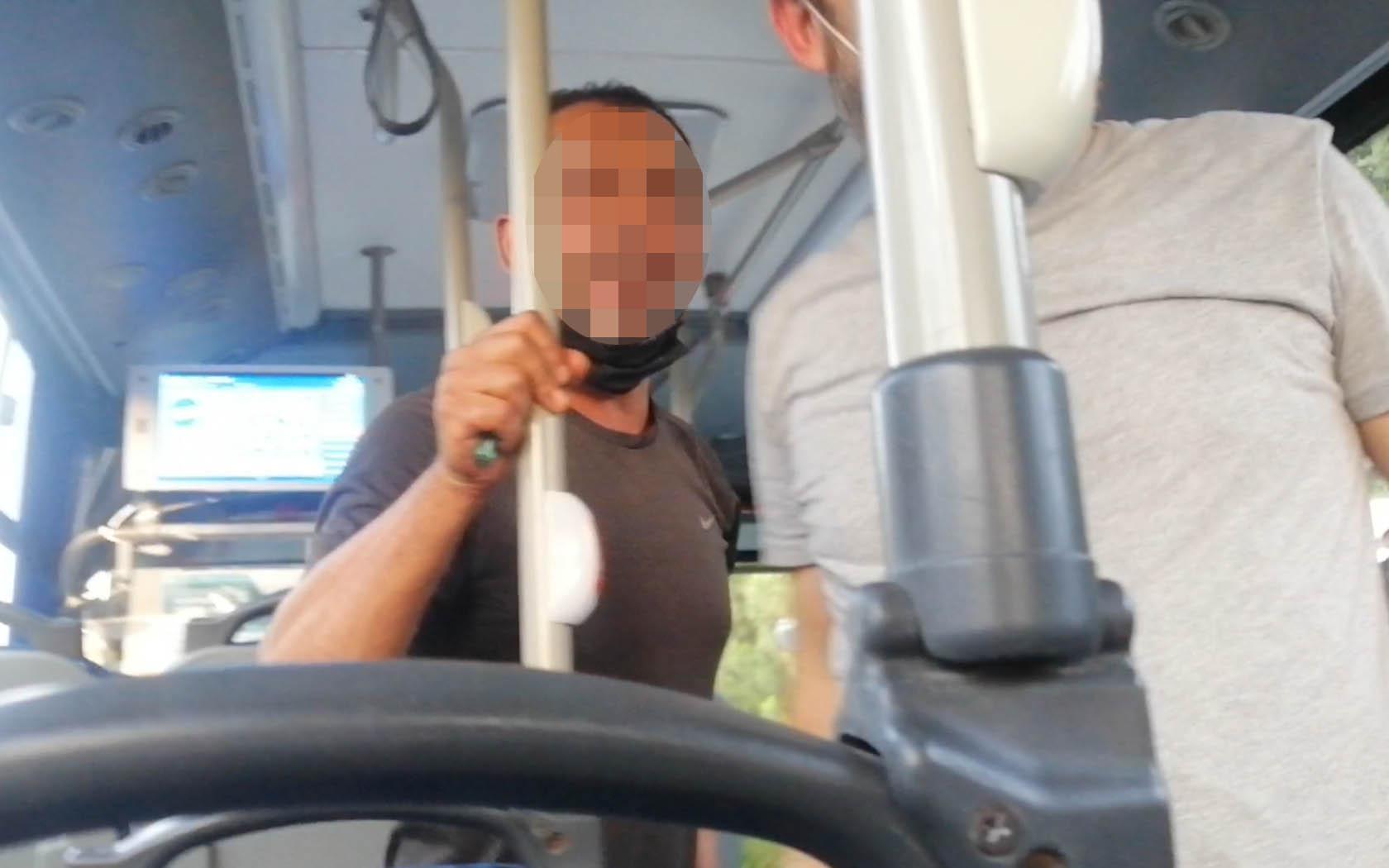 İki kız kardeşe otobüste taciz ve saldırı iddiası