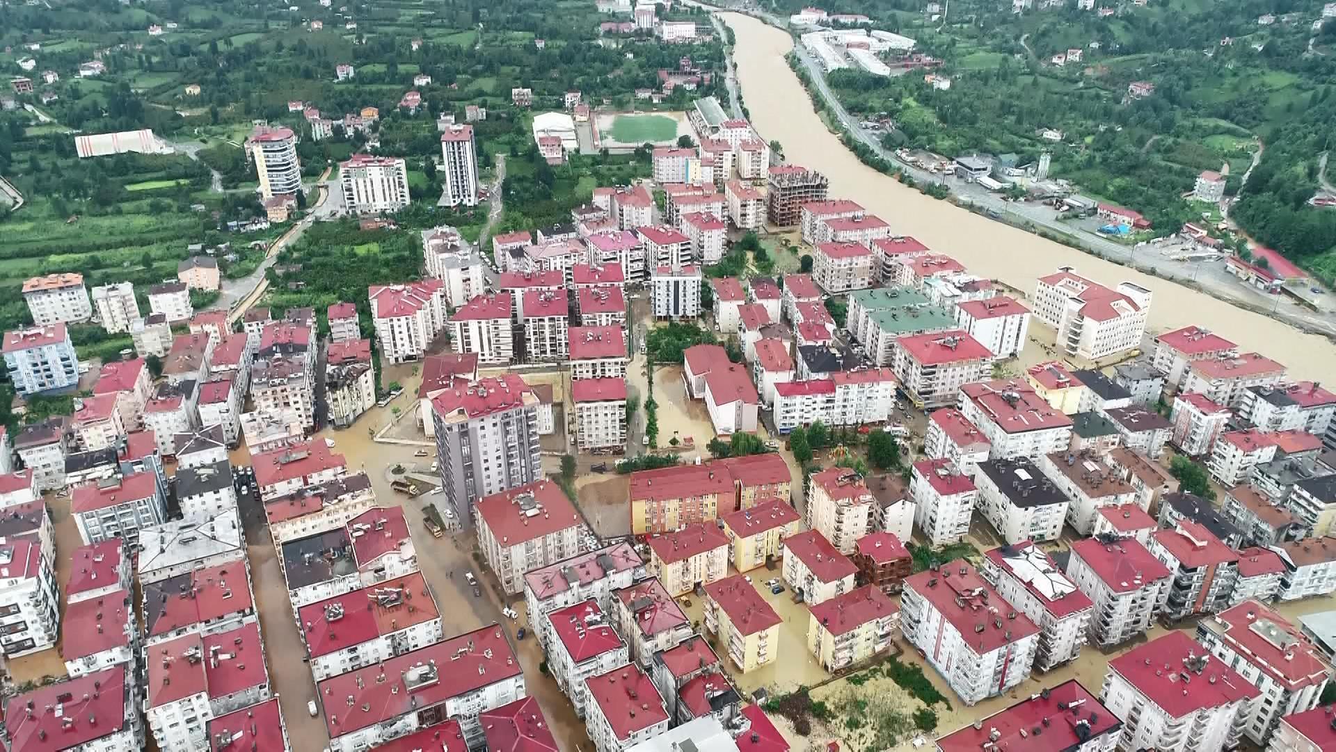 Rize ve Artvin’de selin izleri siliniyor, kayıp 3 kişi aranıyor