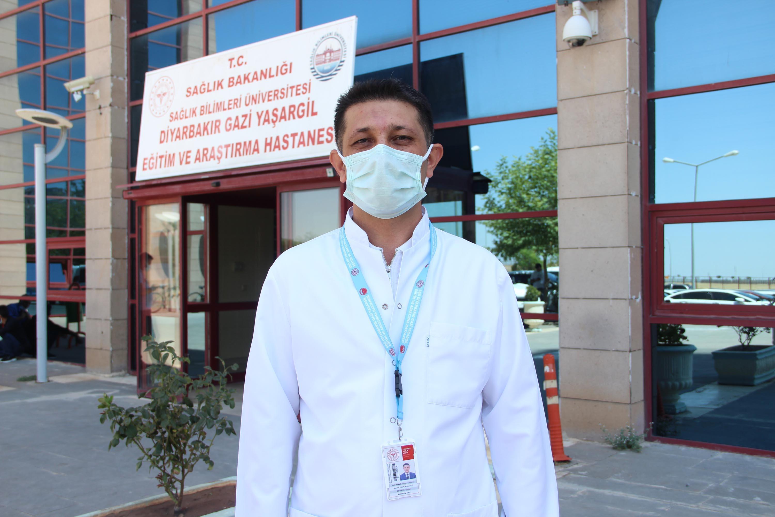 Vaka artışının sürdüğü Diyarbakırda, PCR testi için uzun kuyruklar oluştu