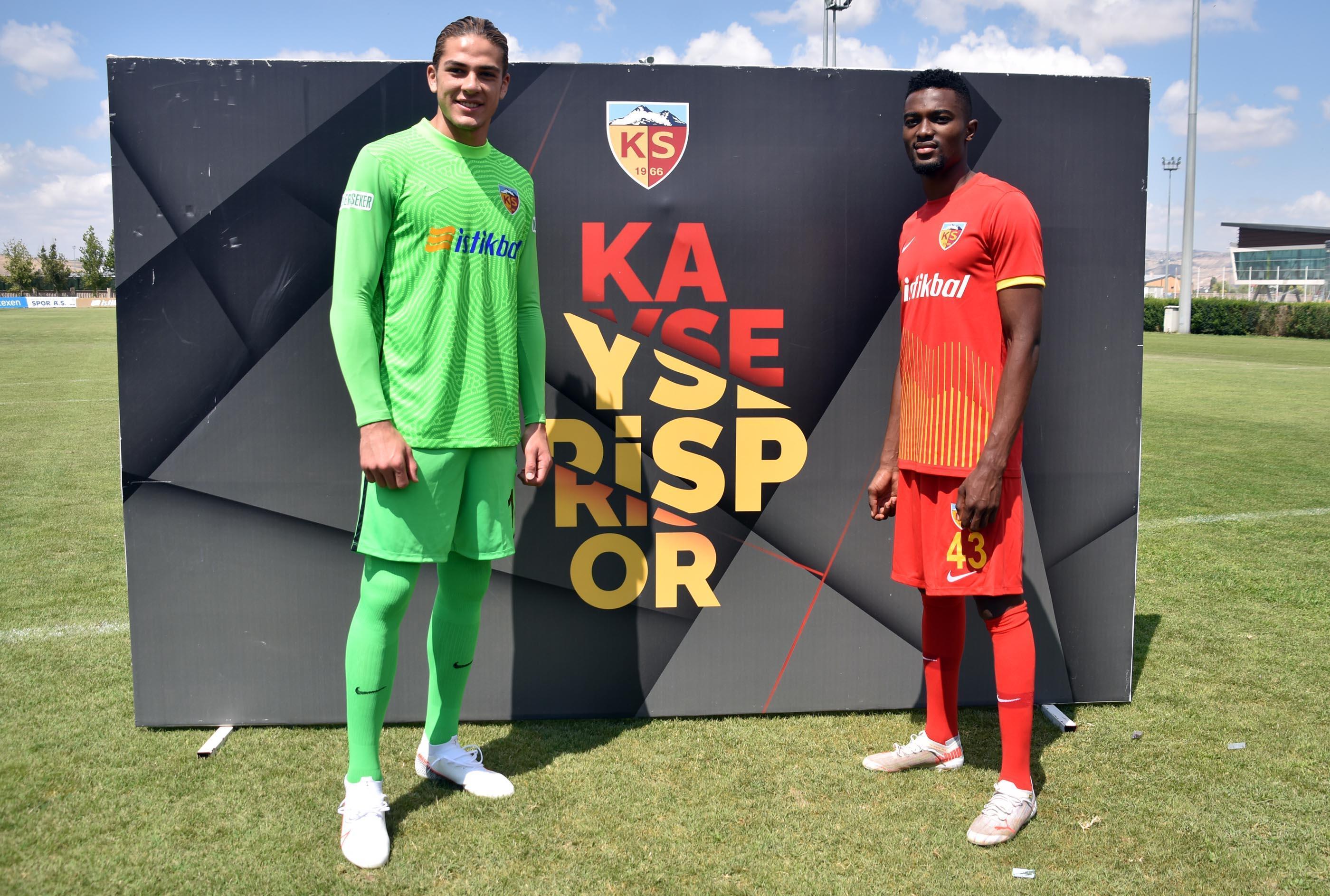 Yukatel Kayserisporun yeni sezon formaları tanıtıldı
