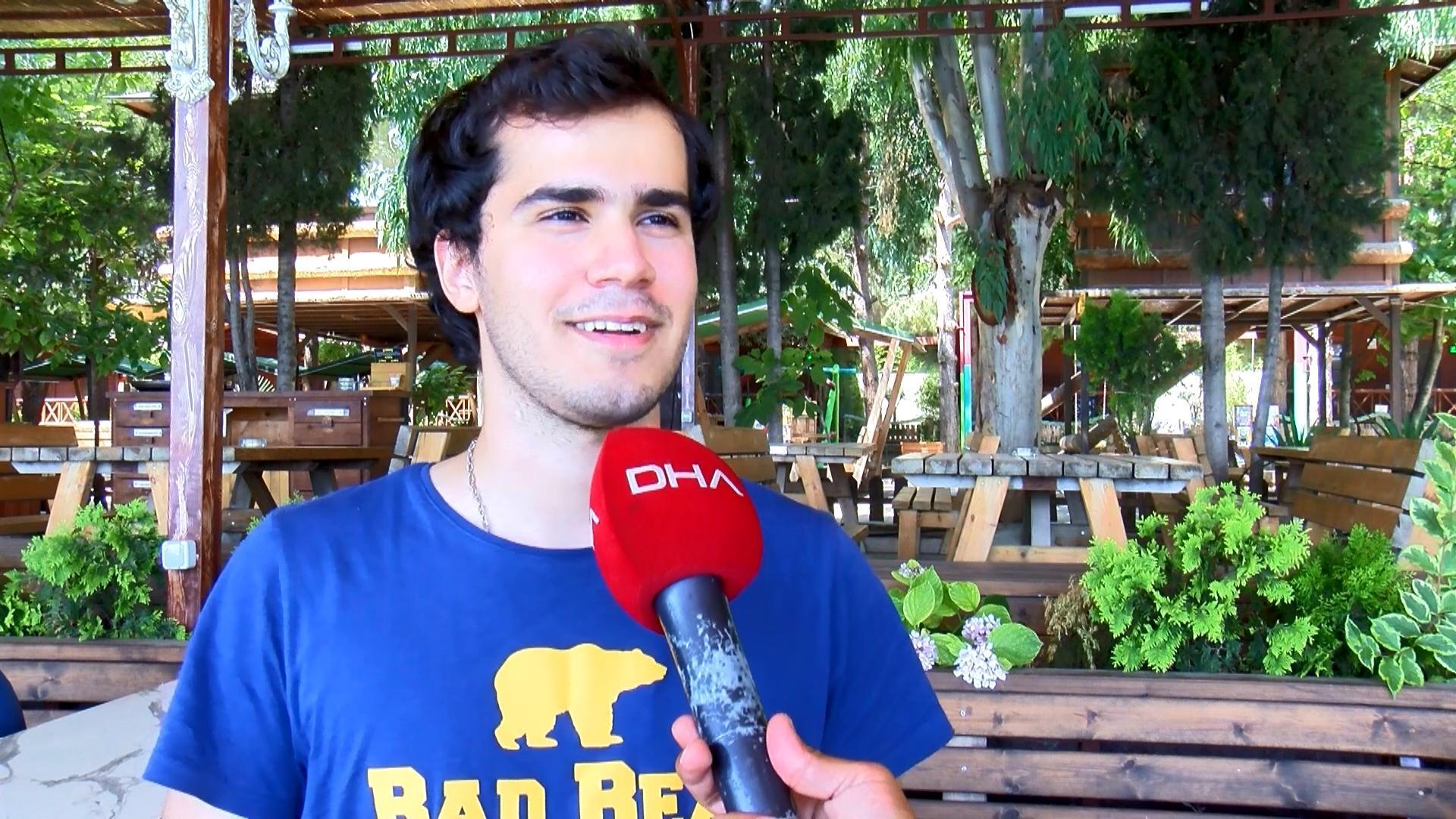 Adanada YKSnin çifte birincisi Eren: Bilgisayar mühendisliği istiyorum