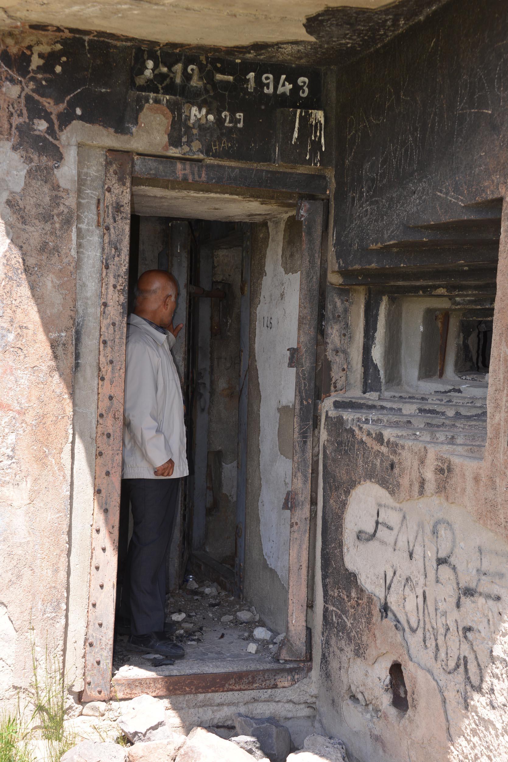 2nci Dünya Savaşında Rus tehdidine karşı yapılan koruganlar arazide kaldı