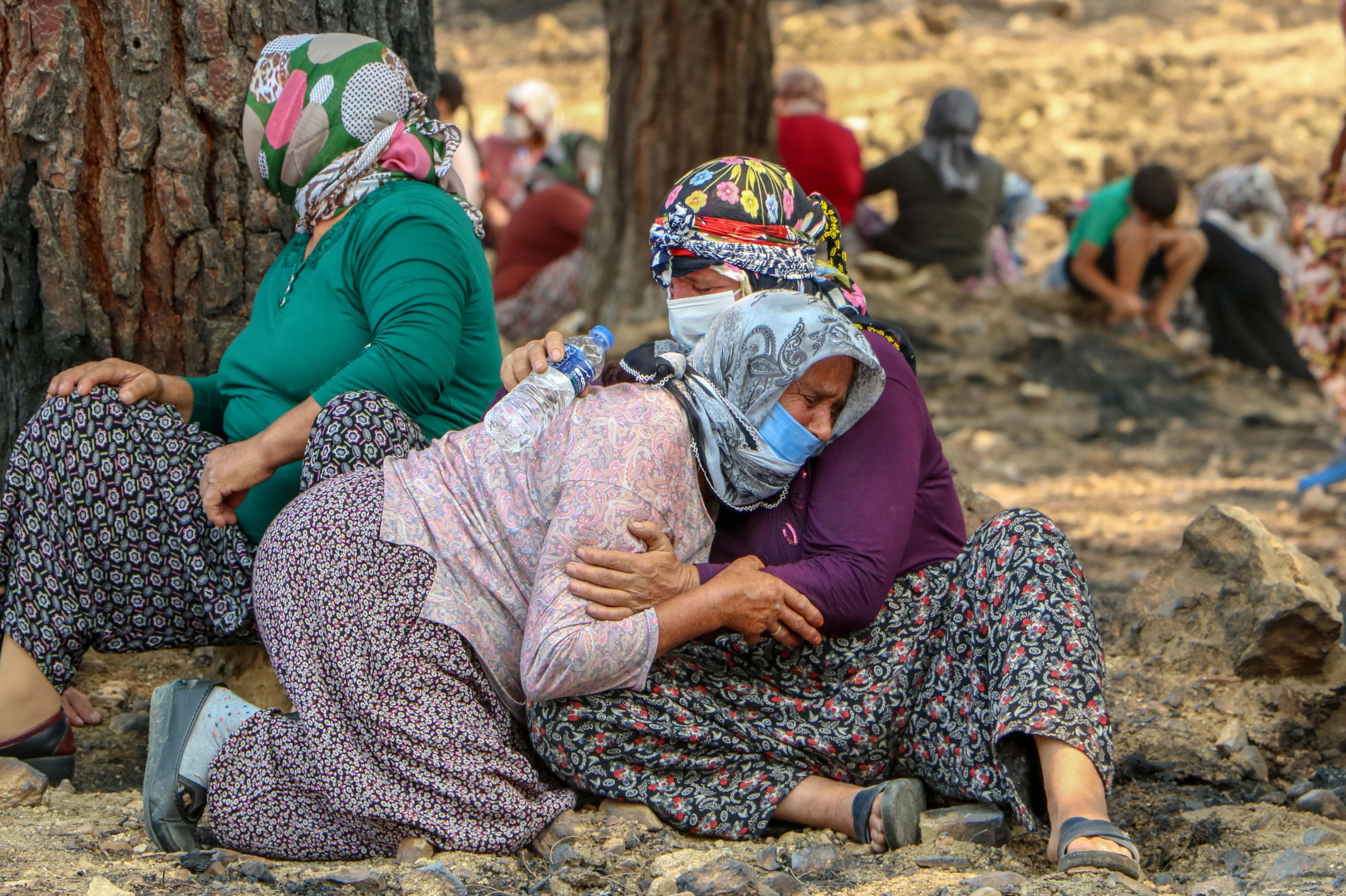 Manavgattaki büyük yangın 3üncü gününde