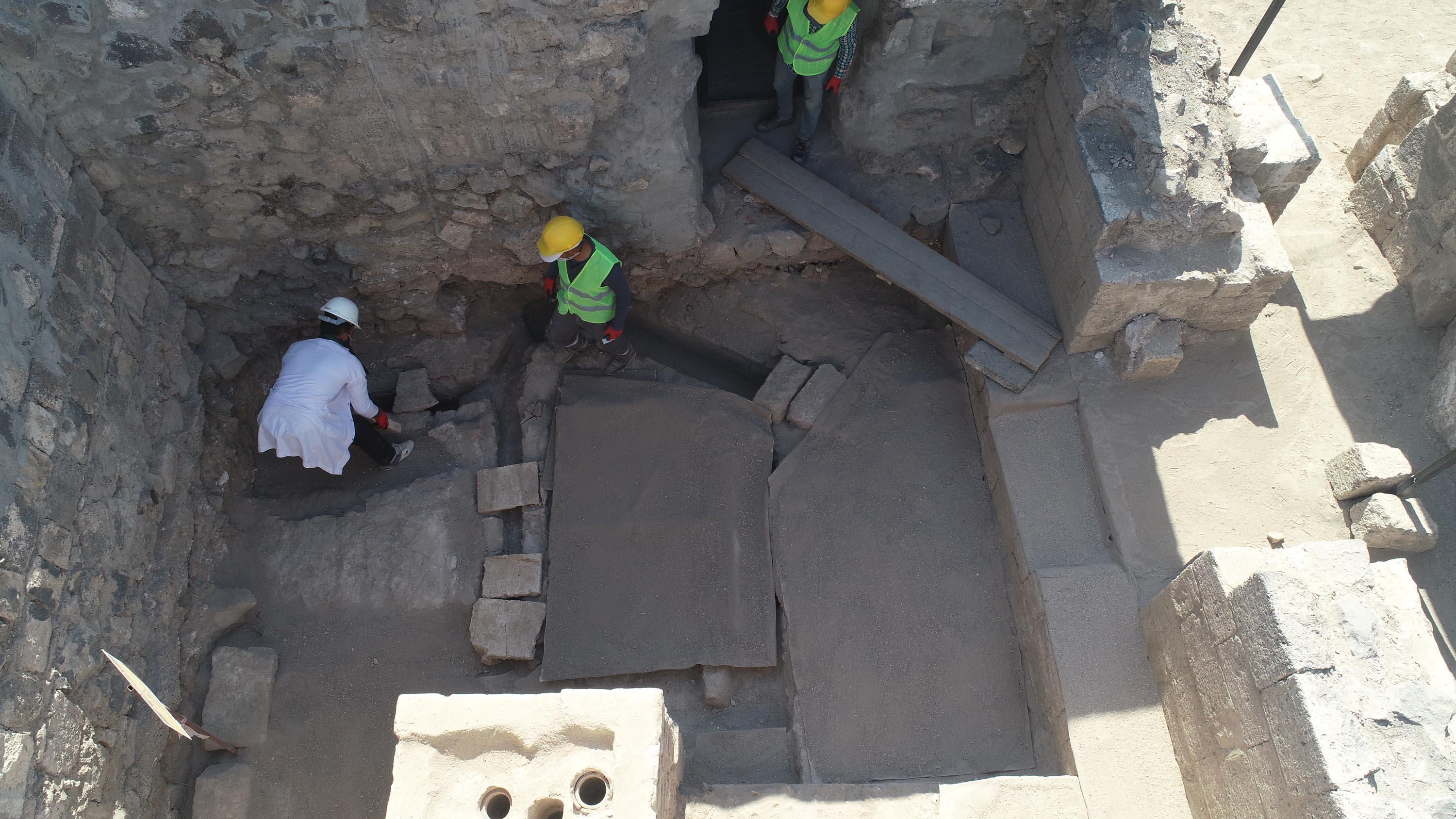 Ottoman-era grenades found in 8,000-year-old Amida mound in Diyarbakir