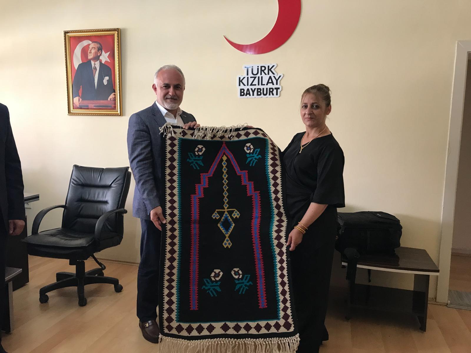 Kızılay Başkanı Kınık: Yangın bölgelerinde 300 bin kişiye destek sağladık