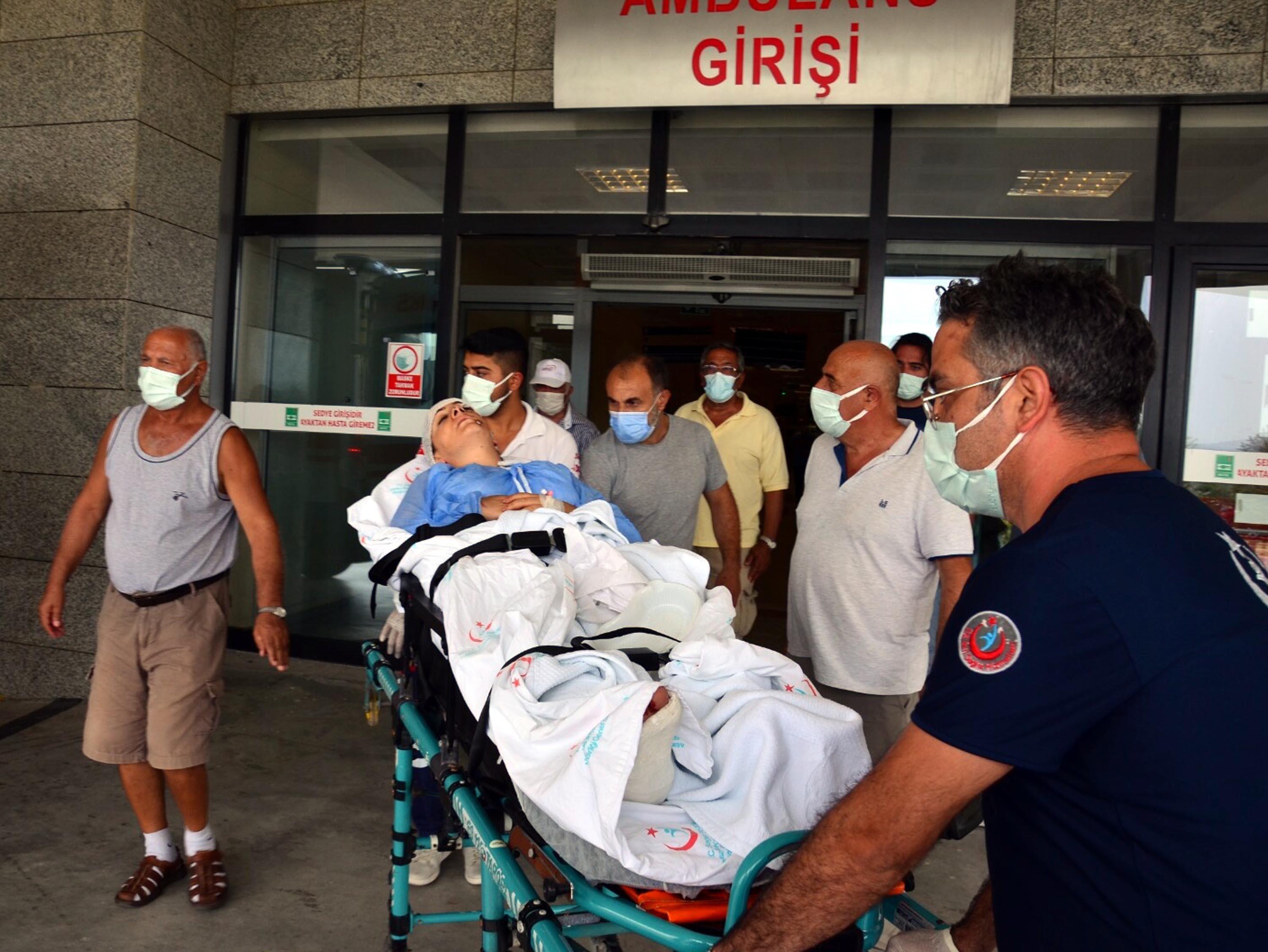 Manisada yolcu otobüsü TIRa çarptı: 6 ölü, 42 yaralı