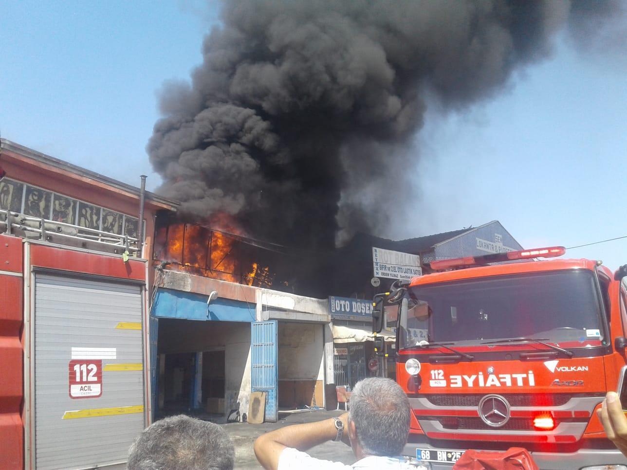 Aksarayda sanayi sitesinde yangın söndürüldü