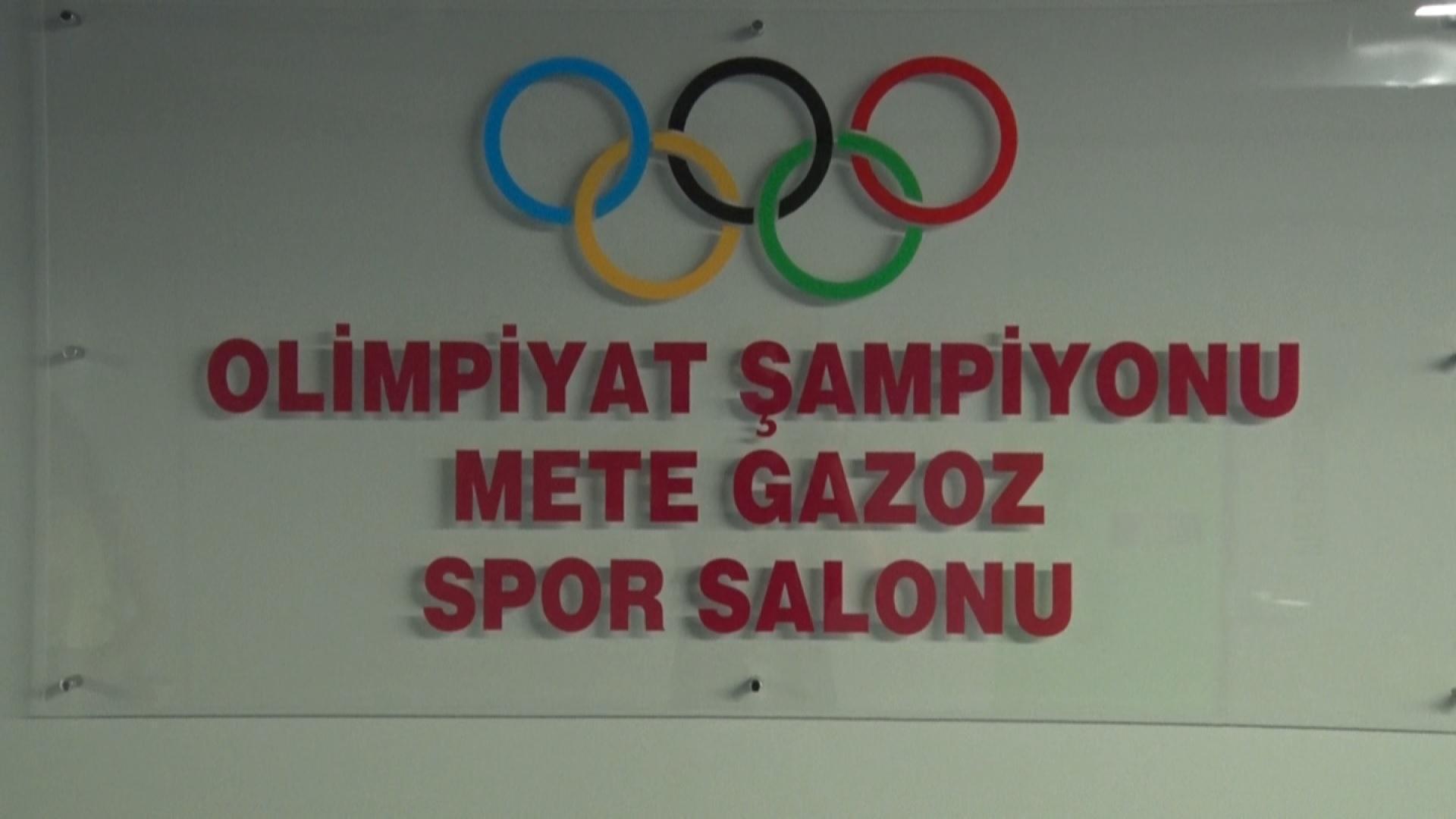 Olimpiyat şampiyonu Mete Gazoz adına spor salonu açıldı