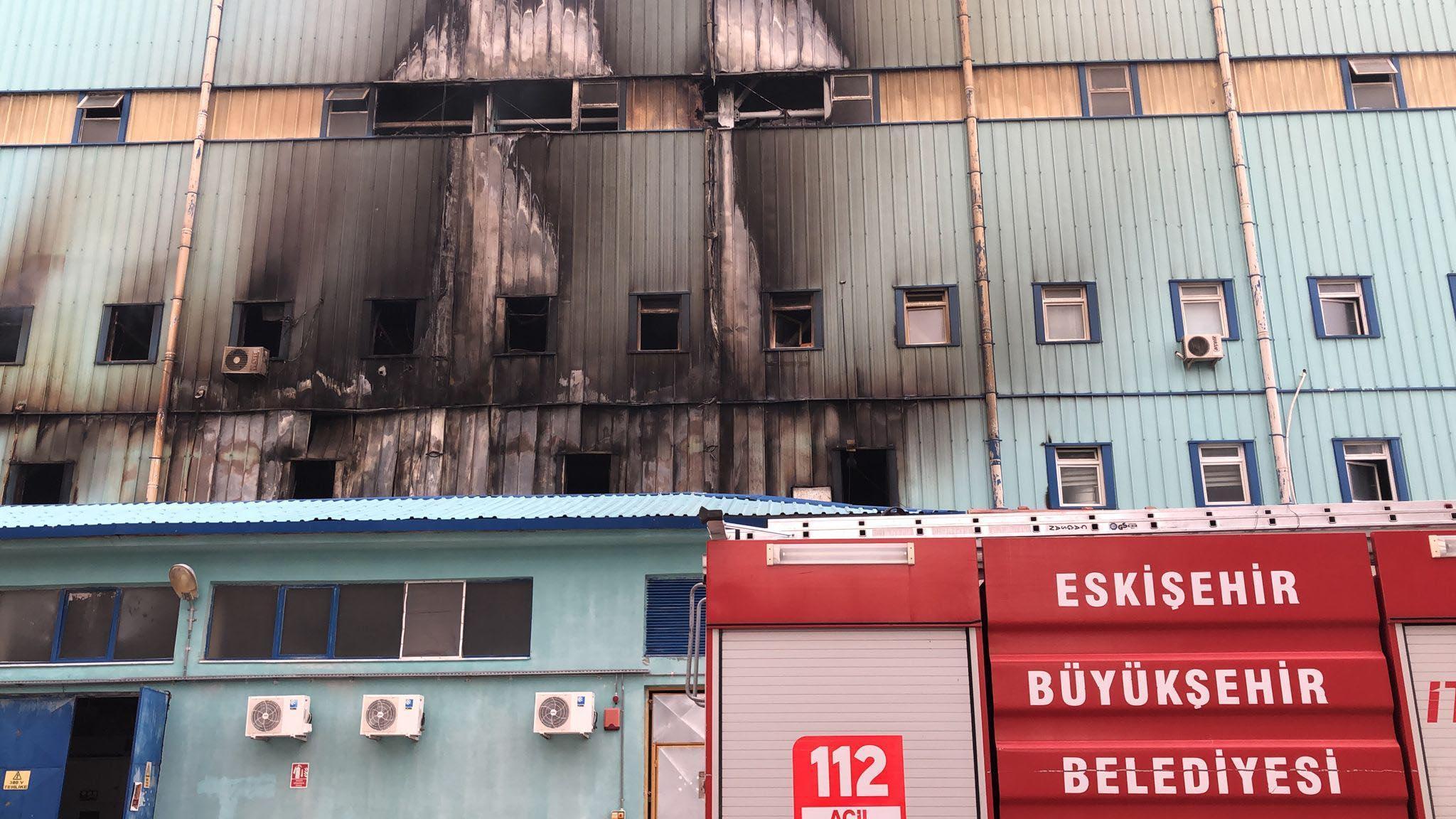 Eskişehir’de, bor madeni tesislerinde trafo patlamasıyla yangın çıktı