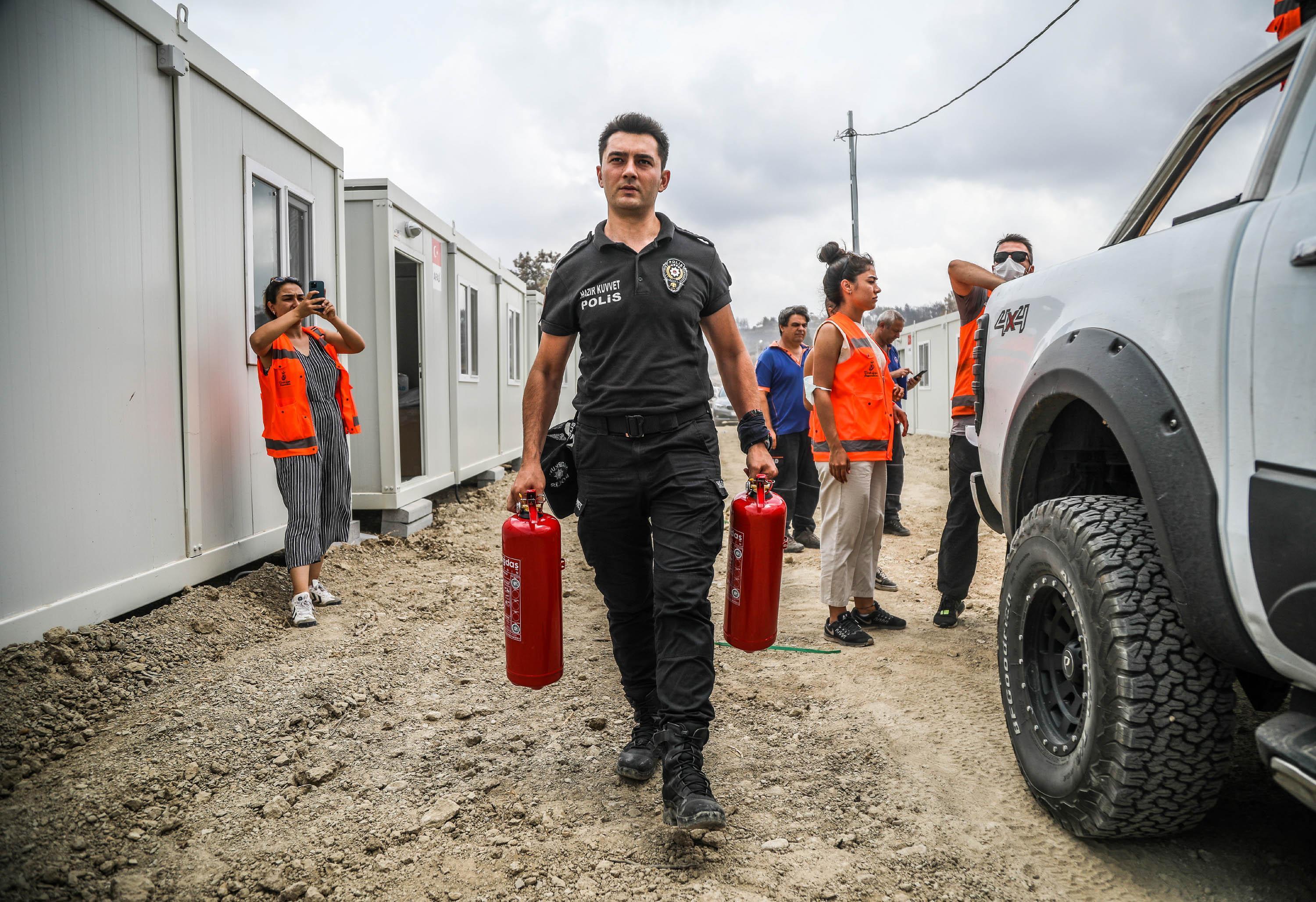 Antalyadaki yangınlarda soğutma çalışmaları sürüyor