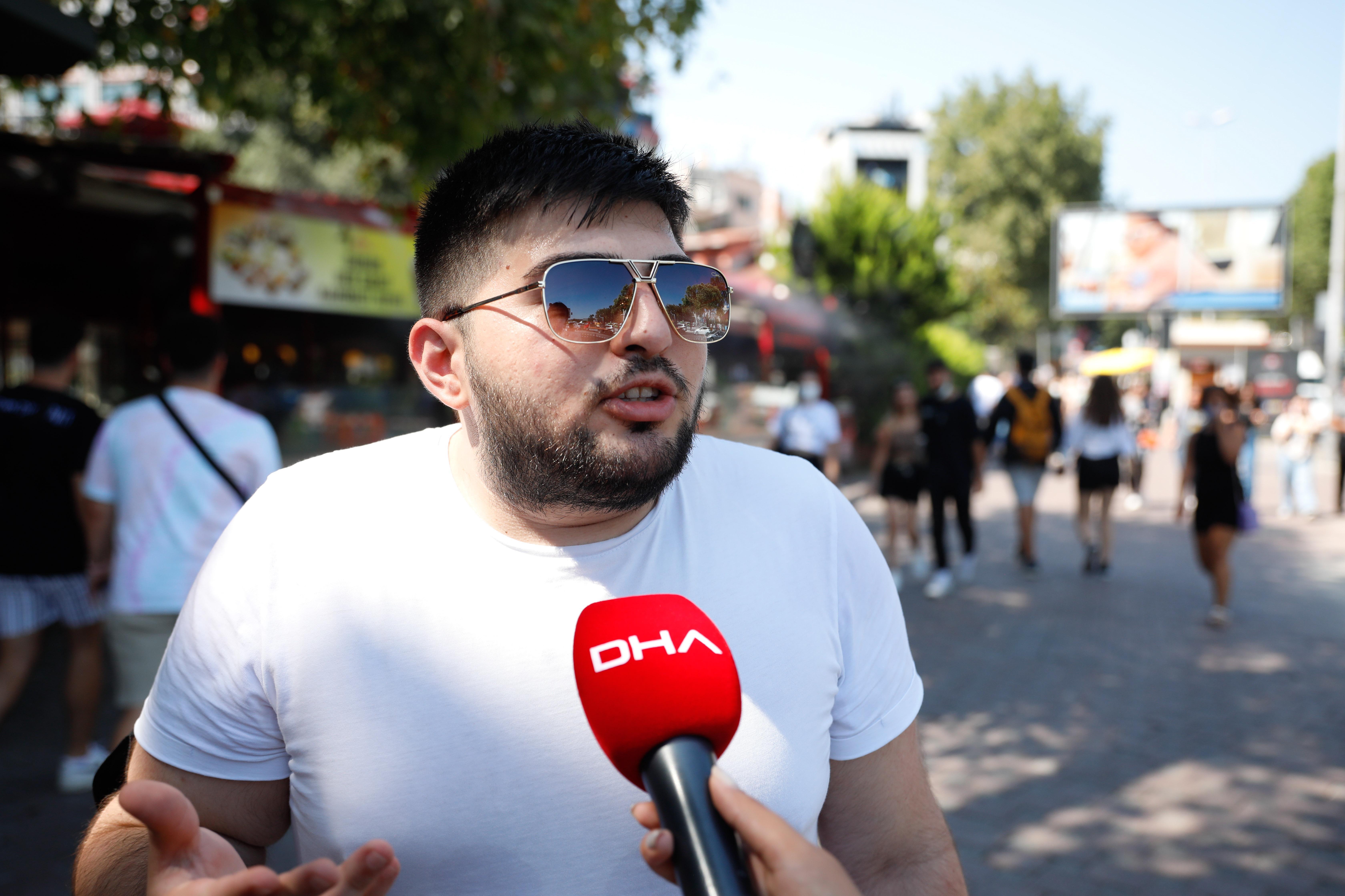 Taksiciler ve yolcular arasında ücretli yol tartışması