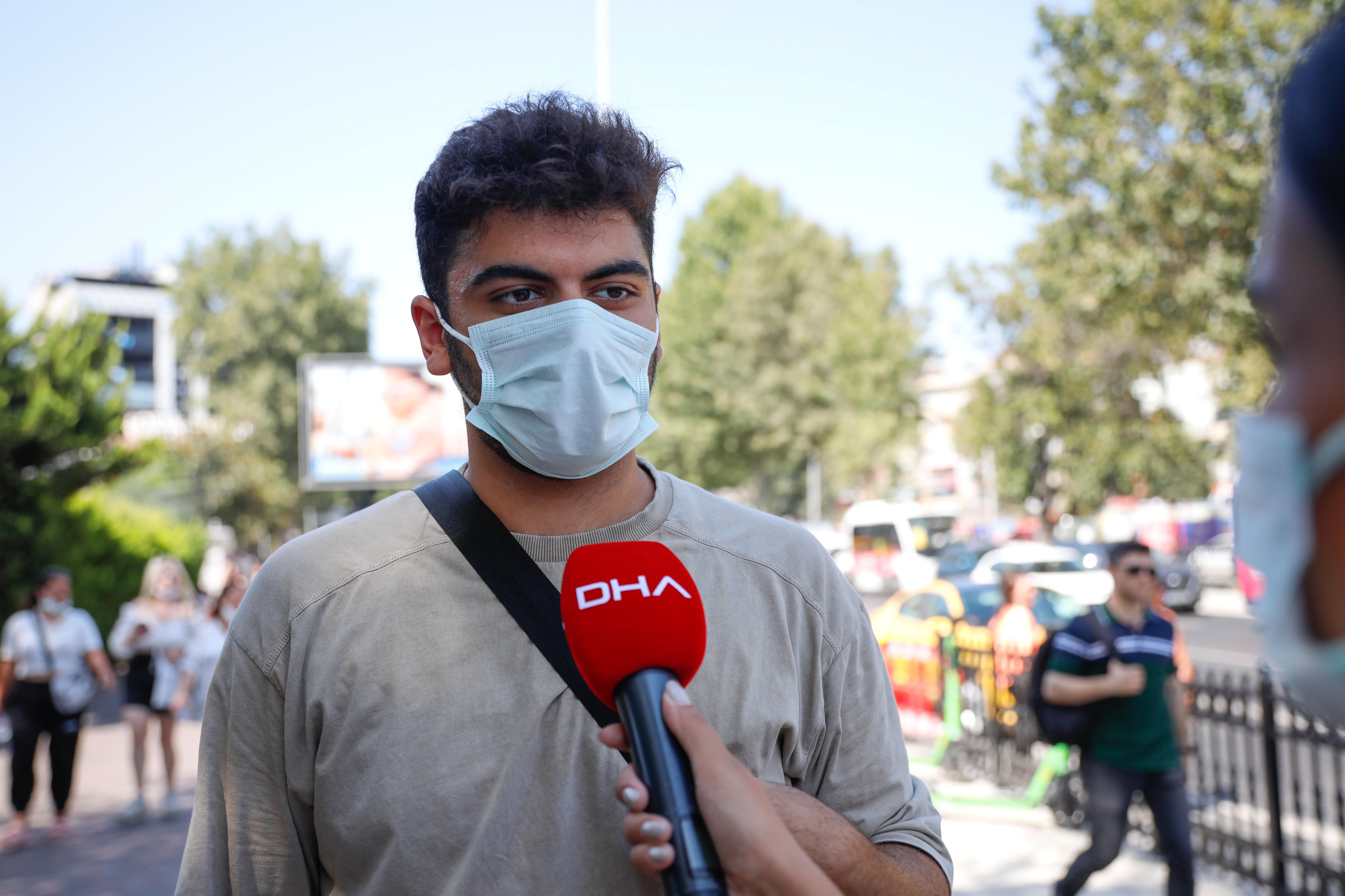 Taksiciler ve yolcular arasında ücretli yol tartışması